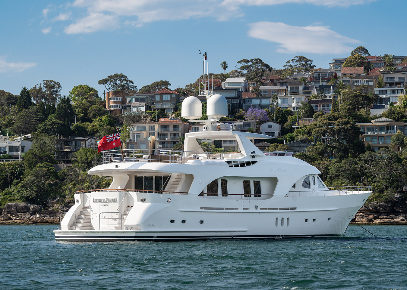 101 Luxury yacht LITTLE PERLE.png