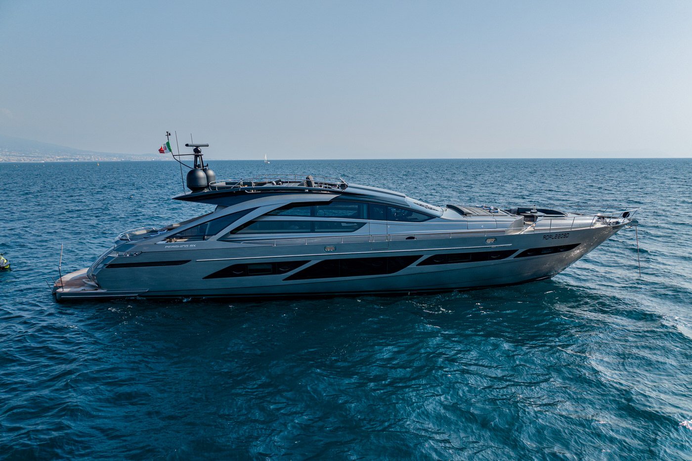 101 Luxury yacht SOPHIA.jpg