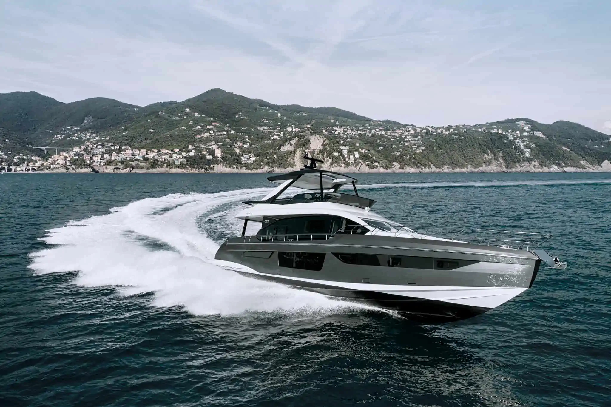 101 Motor yacht AGLAYA.jpg