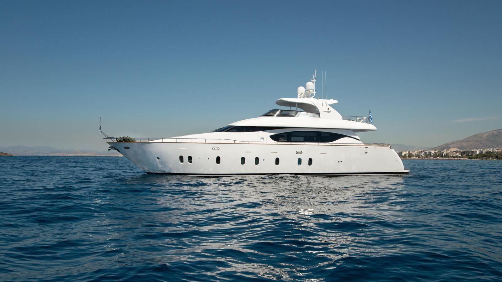 101 Motor yacht EL PECADO.jpg