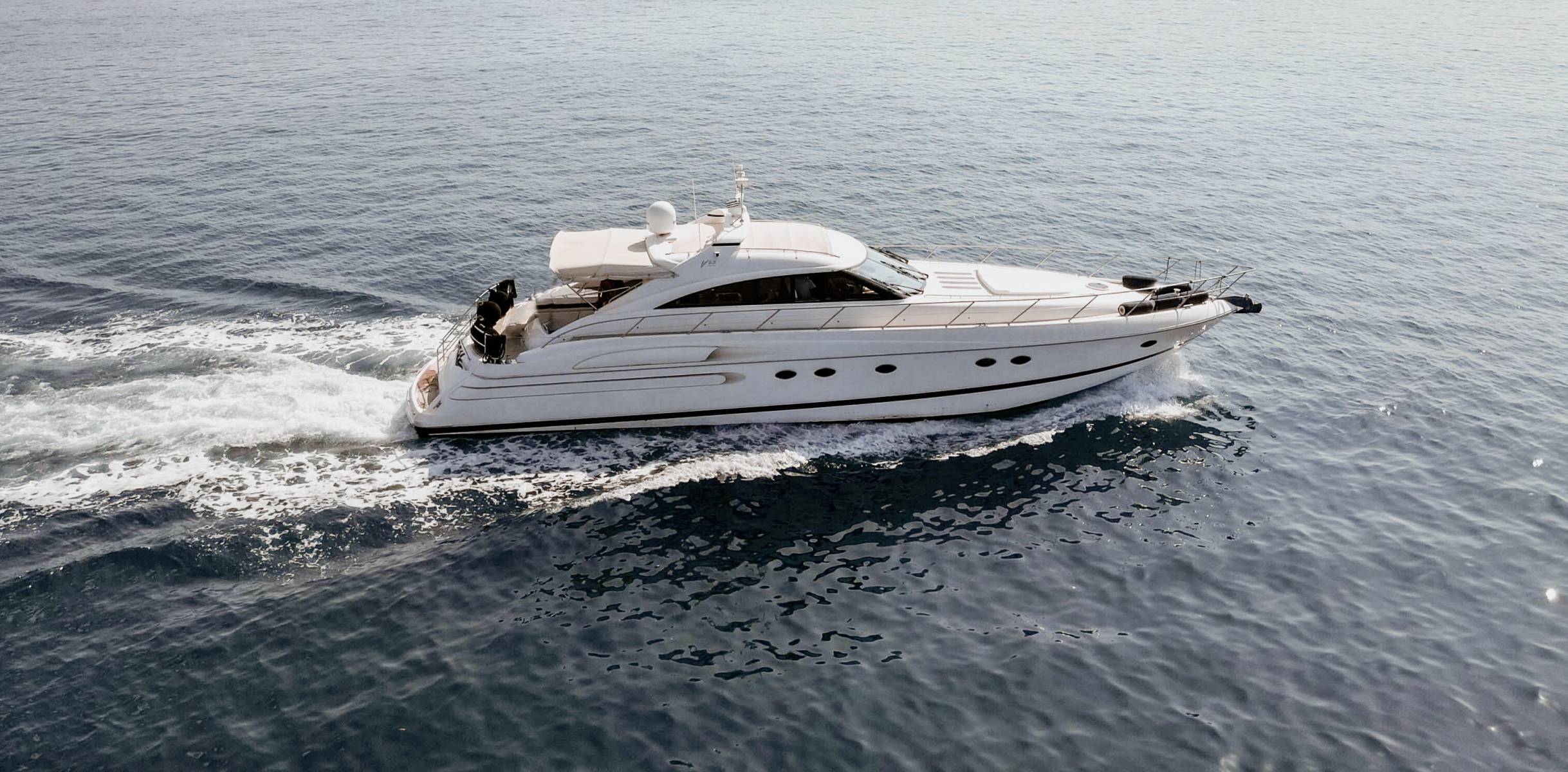 101 Motor yacht EVENIA.jpg