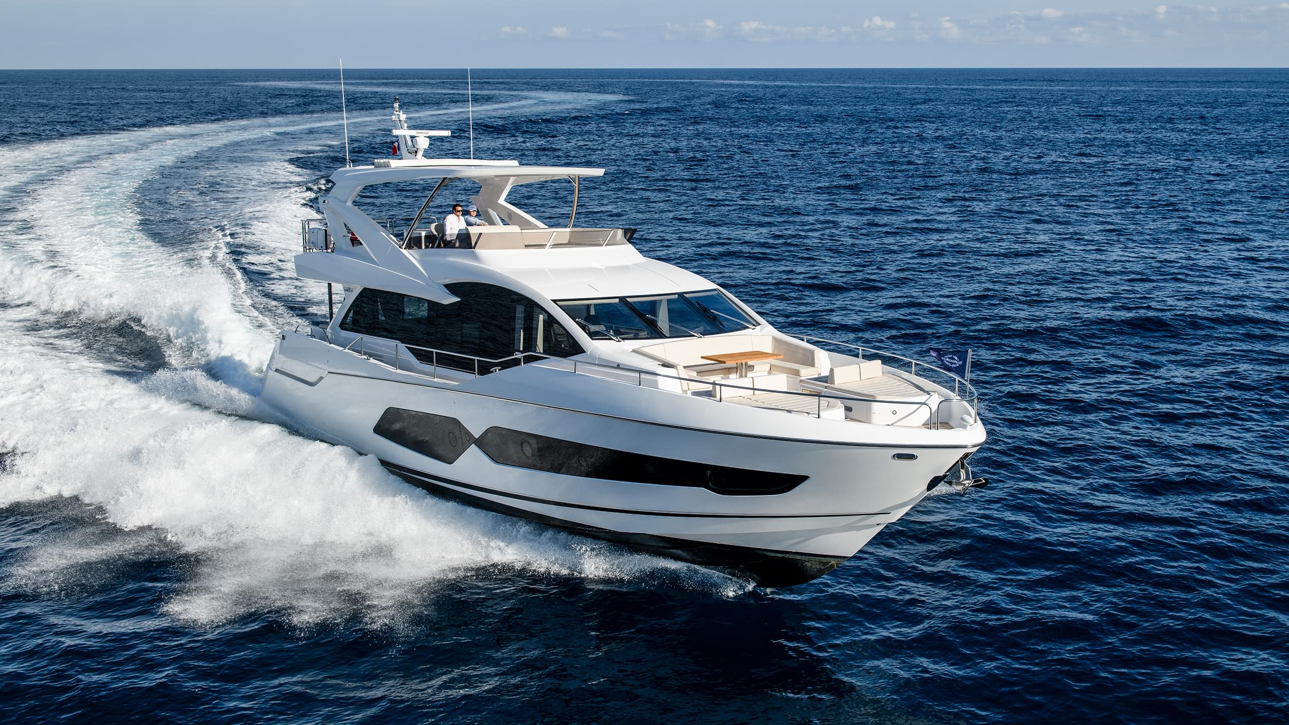 101 Motor yacht SAAHSA (sistership).jpg