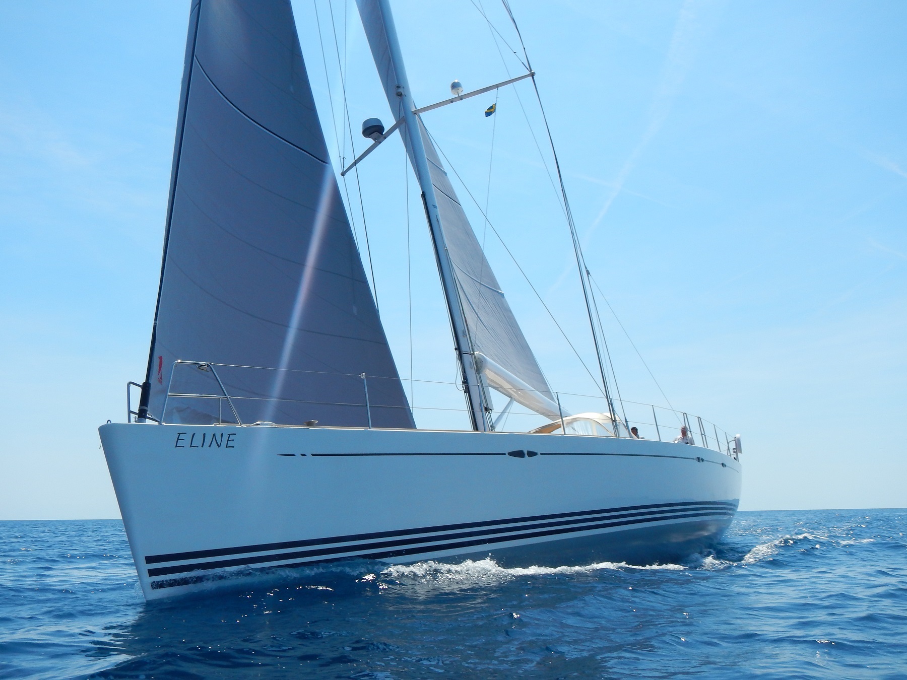 101 Sailing yacht ELINE.jpg