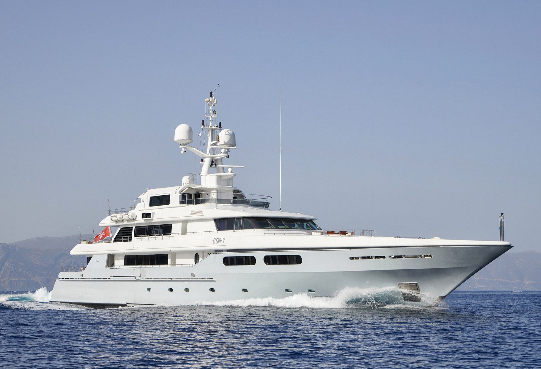 101 Superyacht ELENA V.jpg