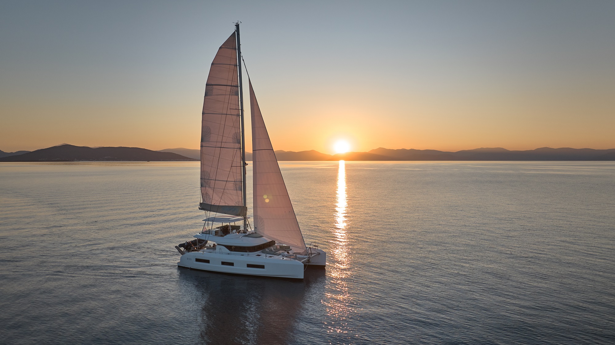 101 Superyacht HAPPY.jpg
