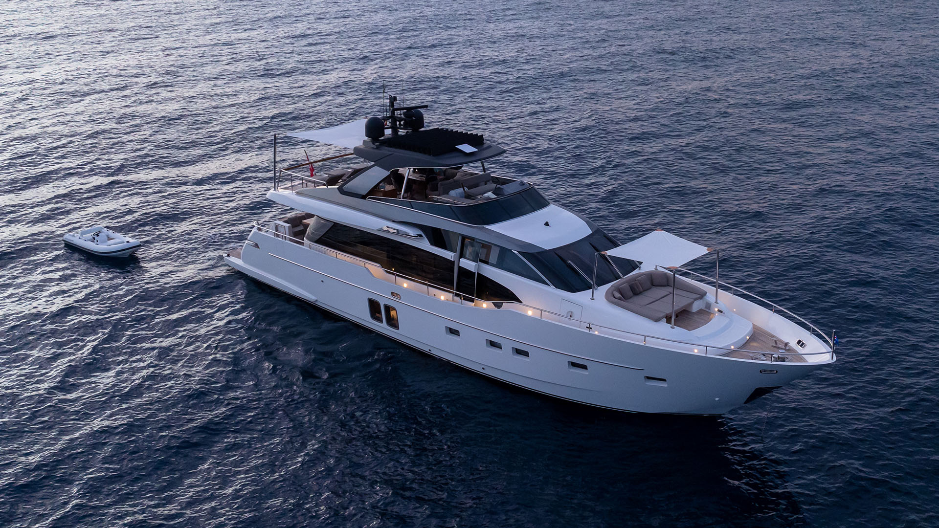 101 Superyacht MOONSHOT.jpg