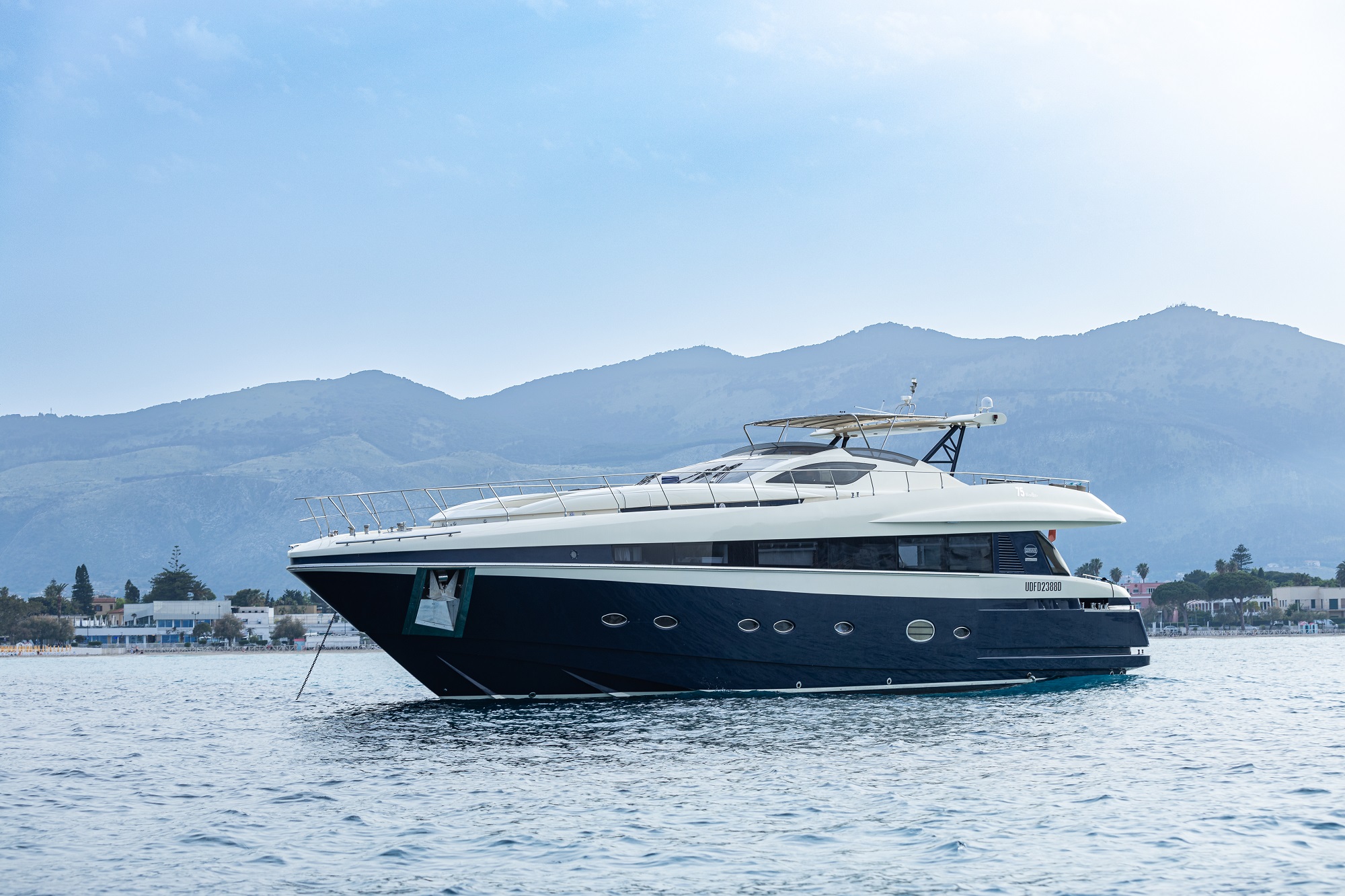 101 Superyacht NYLEC.jpg