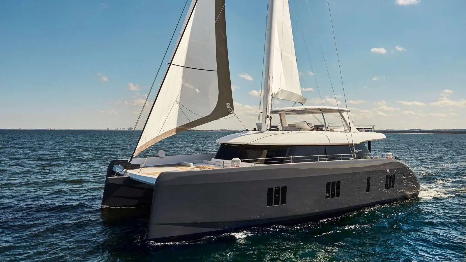 101 Superyacht SEACLUSION.jpg