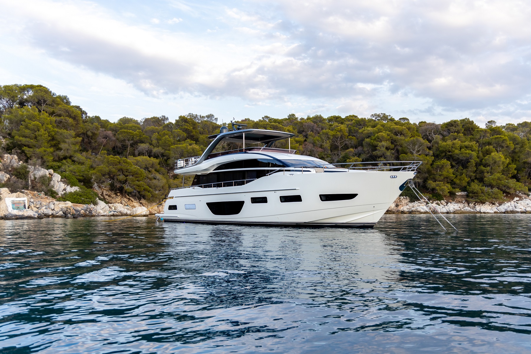 101 Superyacht VISTA.jpg