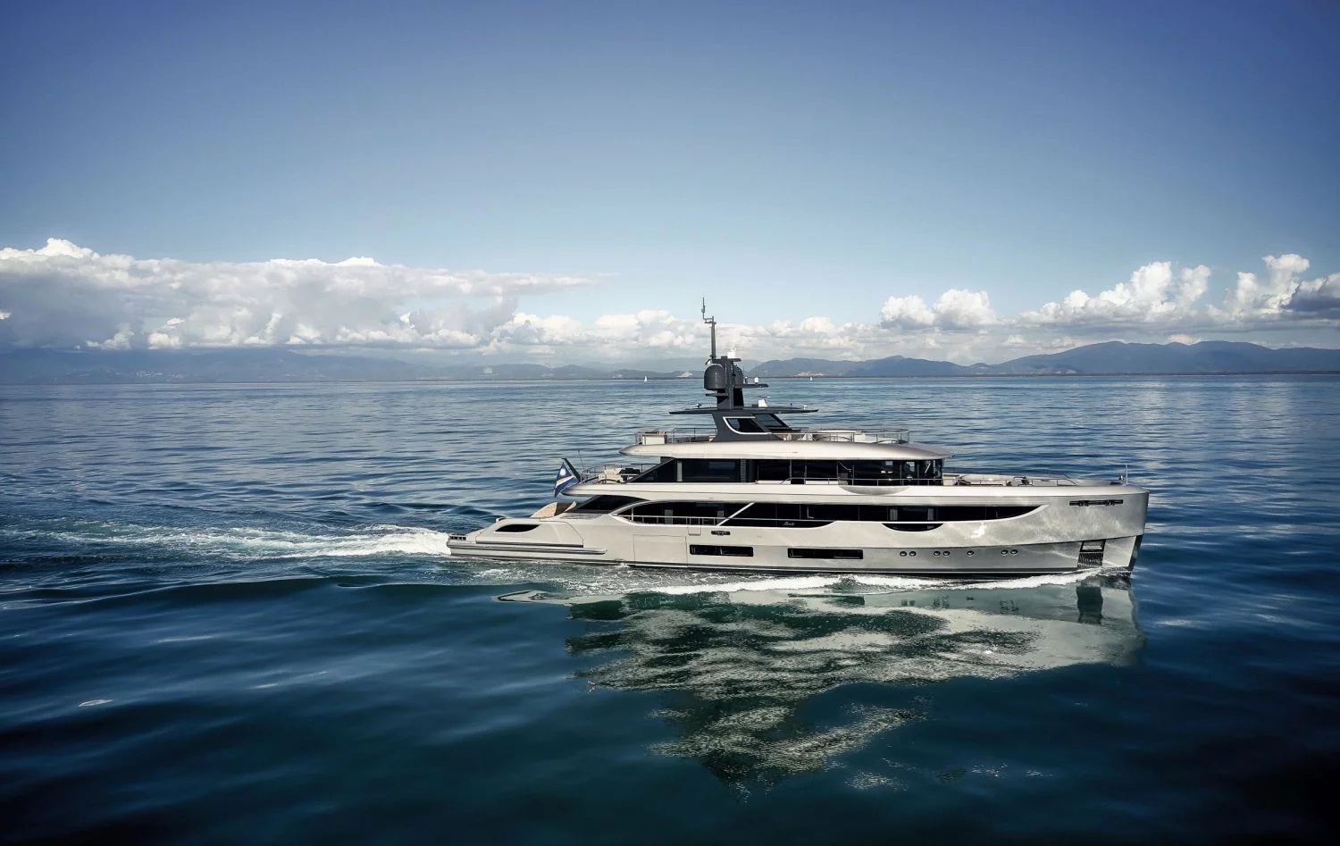 102 Luxury yacht BENETTI OASIS 40M.jpg