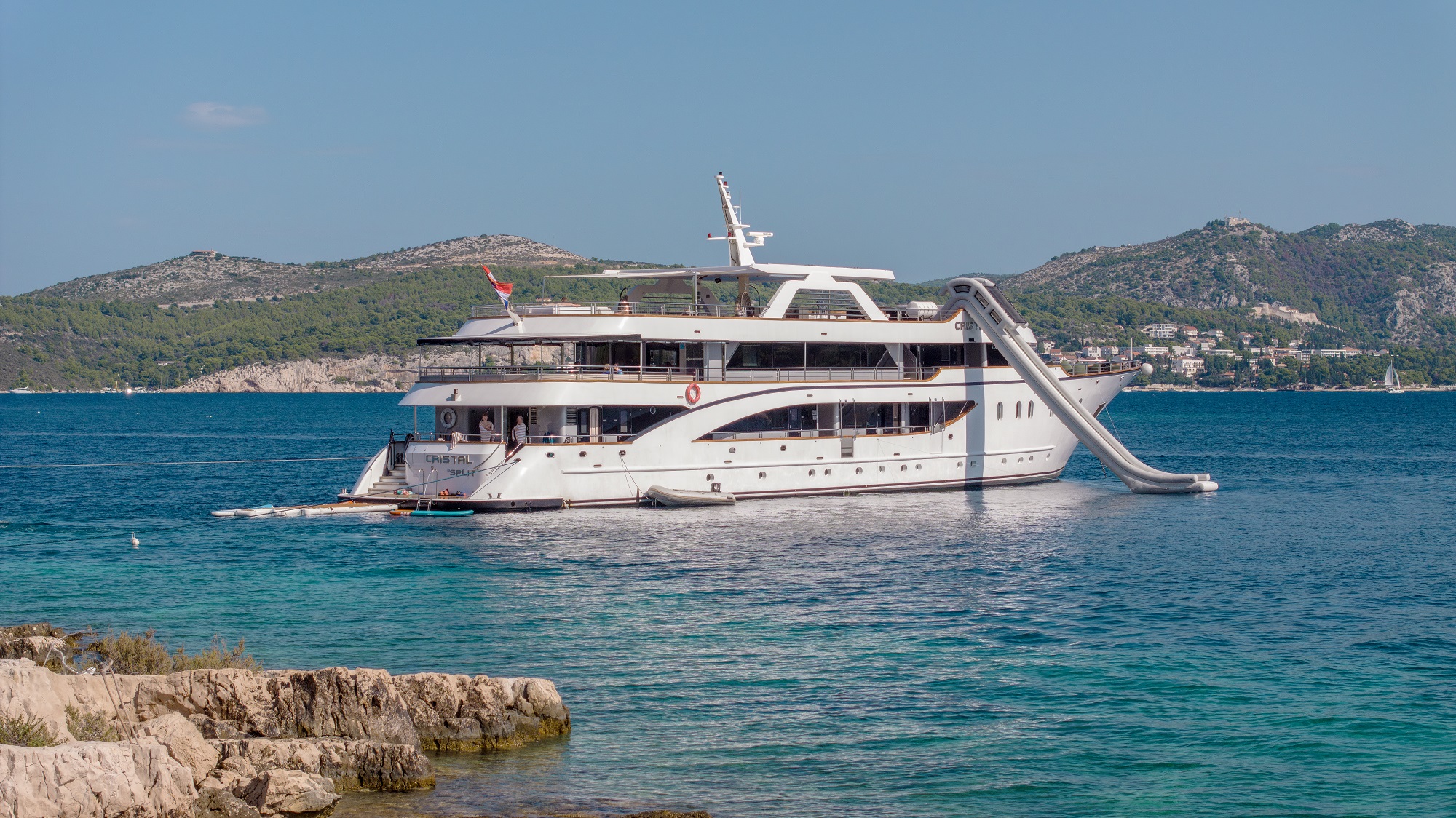 102 Luxury yacht CRISTAL.jpg