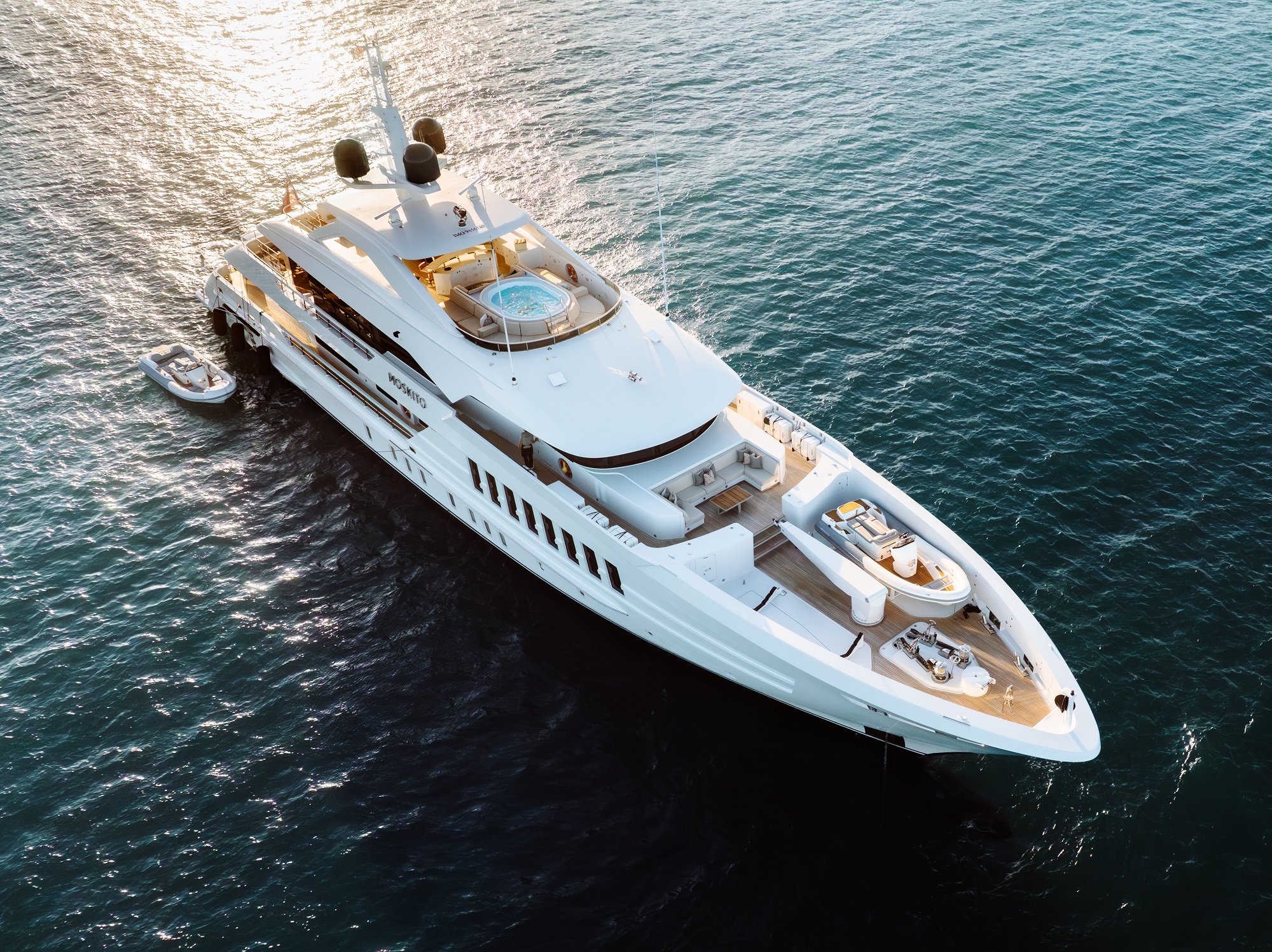 102 Luxury yacht MOSKITO.jpg