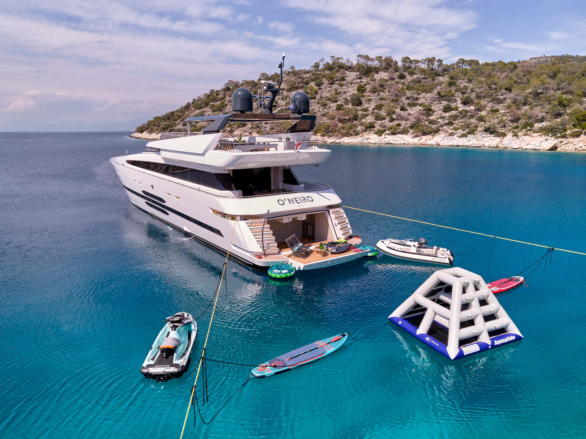 102 Luxury yacht O'NEIRO.jpg