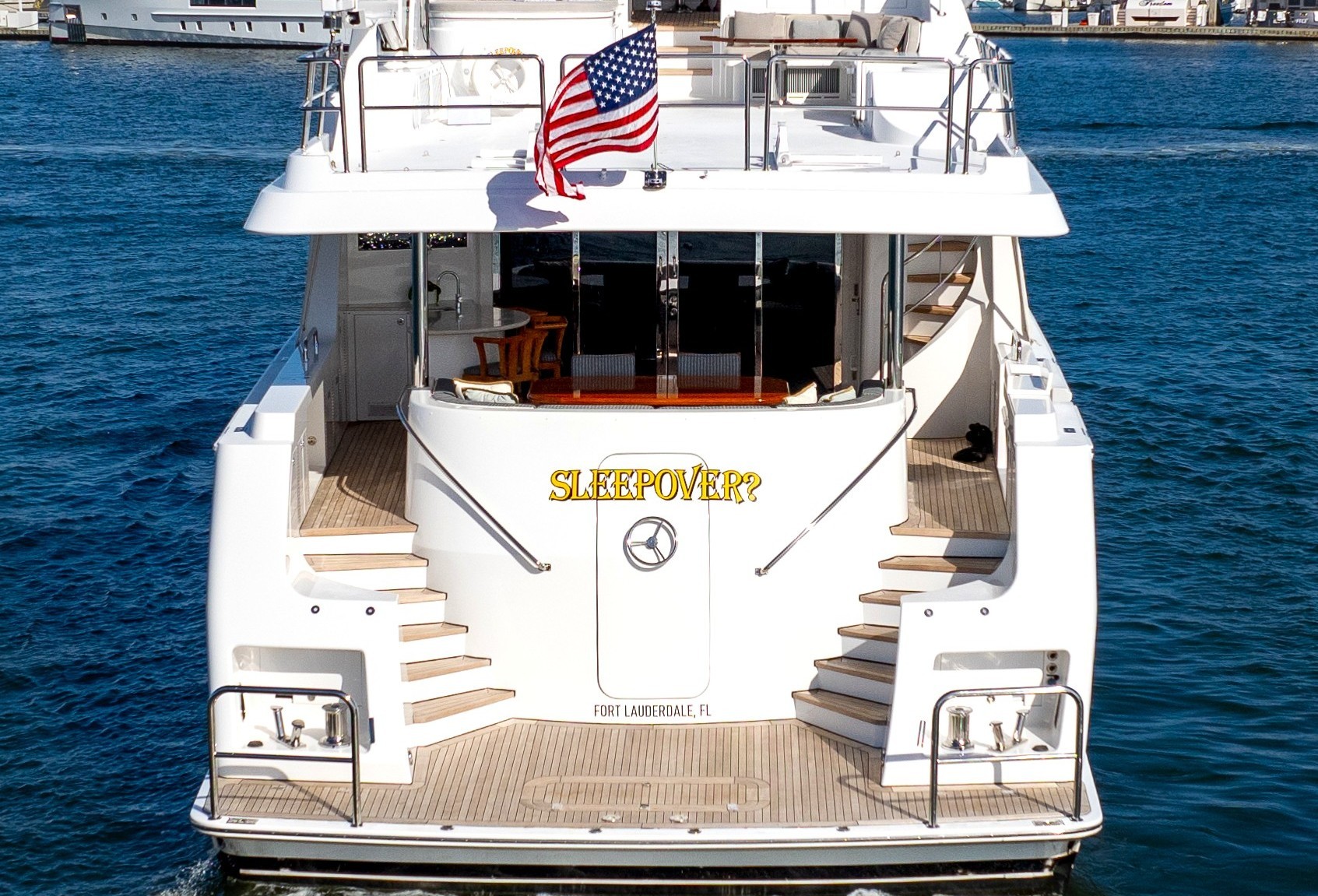 102 Luxury yacht SLEEPOVER.jpg
