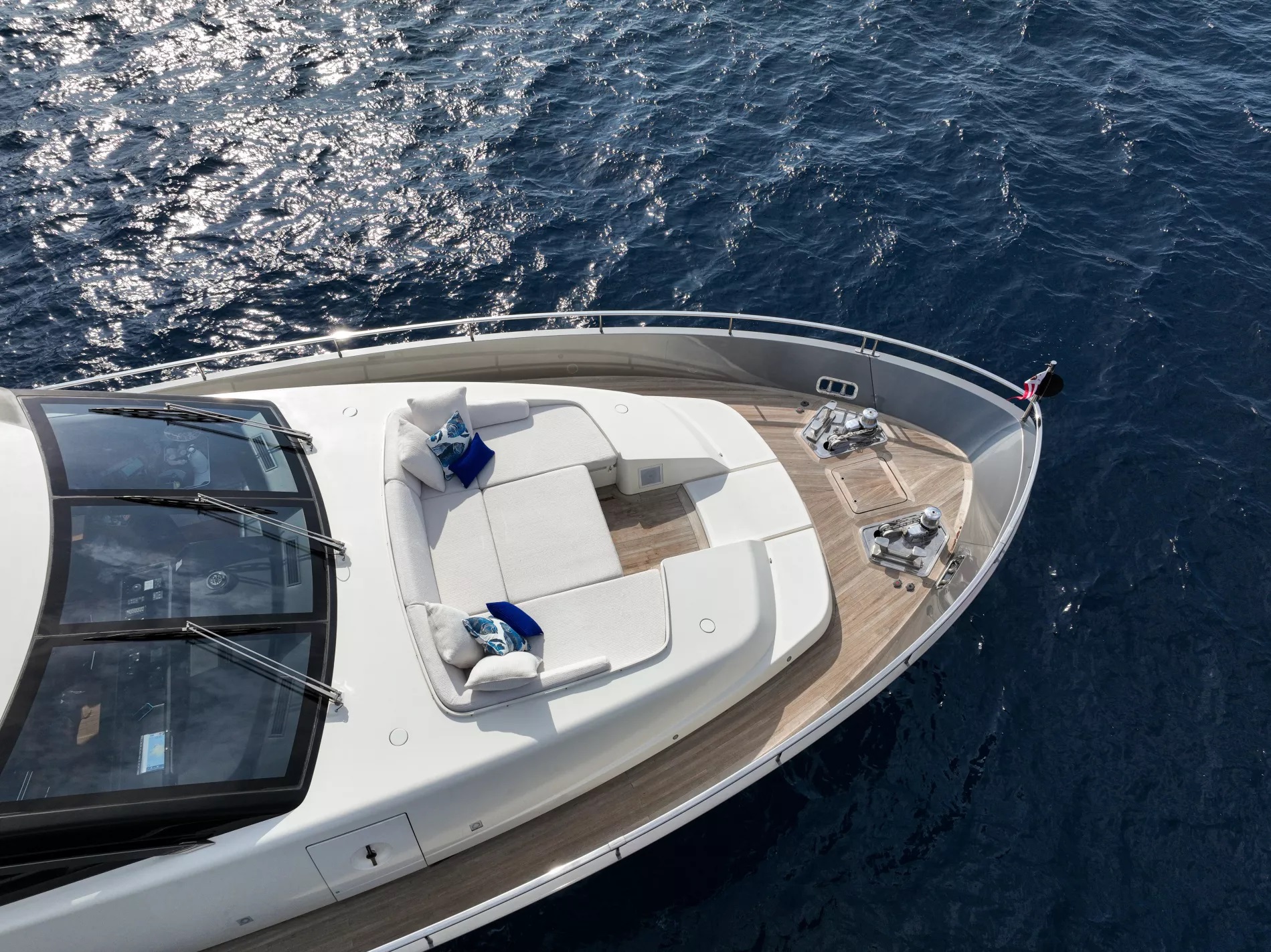 102 Luxury yacht TWIN FISH.jpg