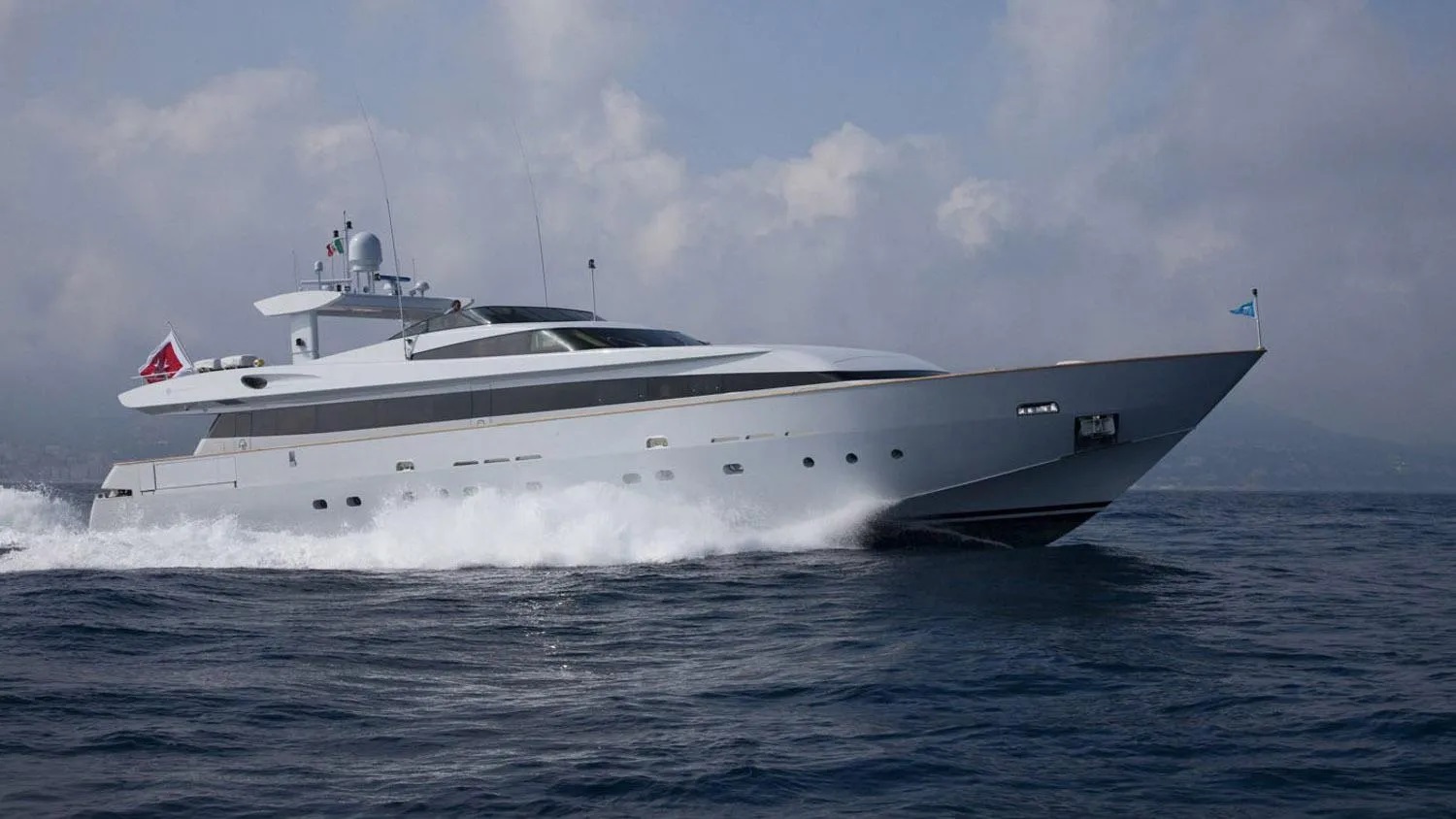 102 Motor yacht ISLANDER II.jpg