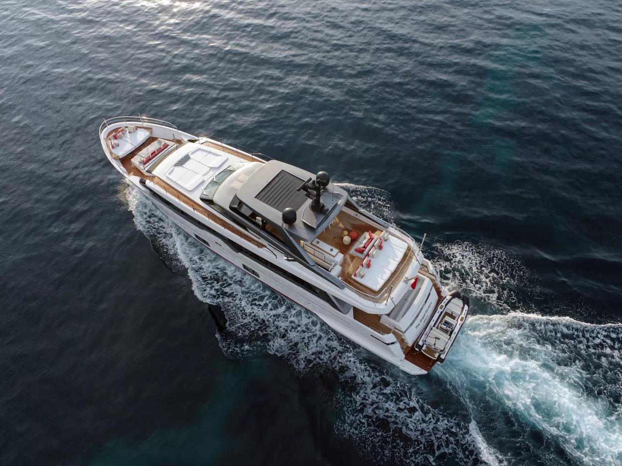 102 Motor yacht THE GREAT ESCAPE.png