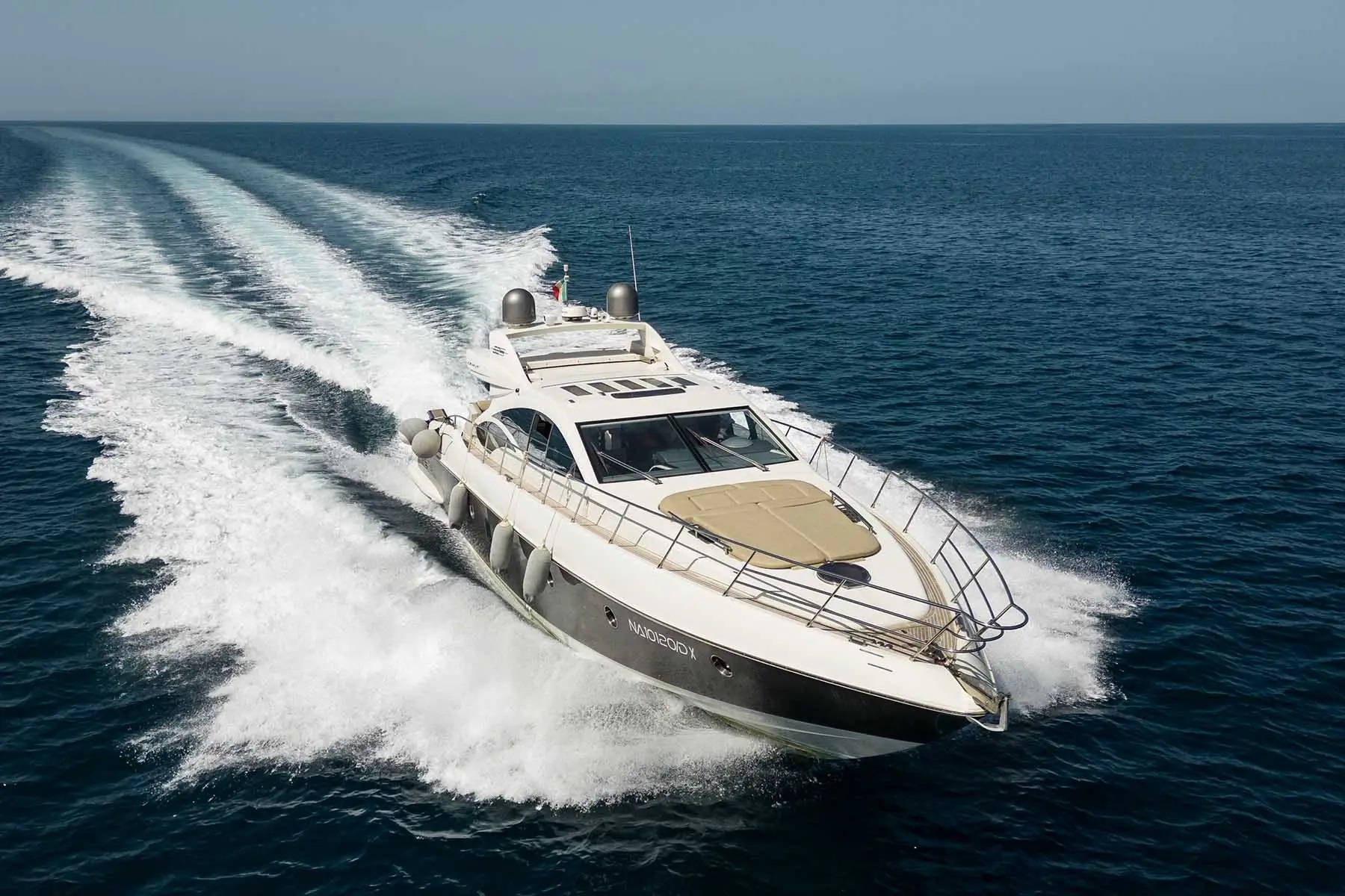 102 Motor yacht YOU TOP.jpg