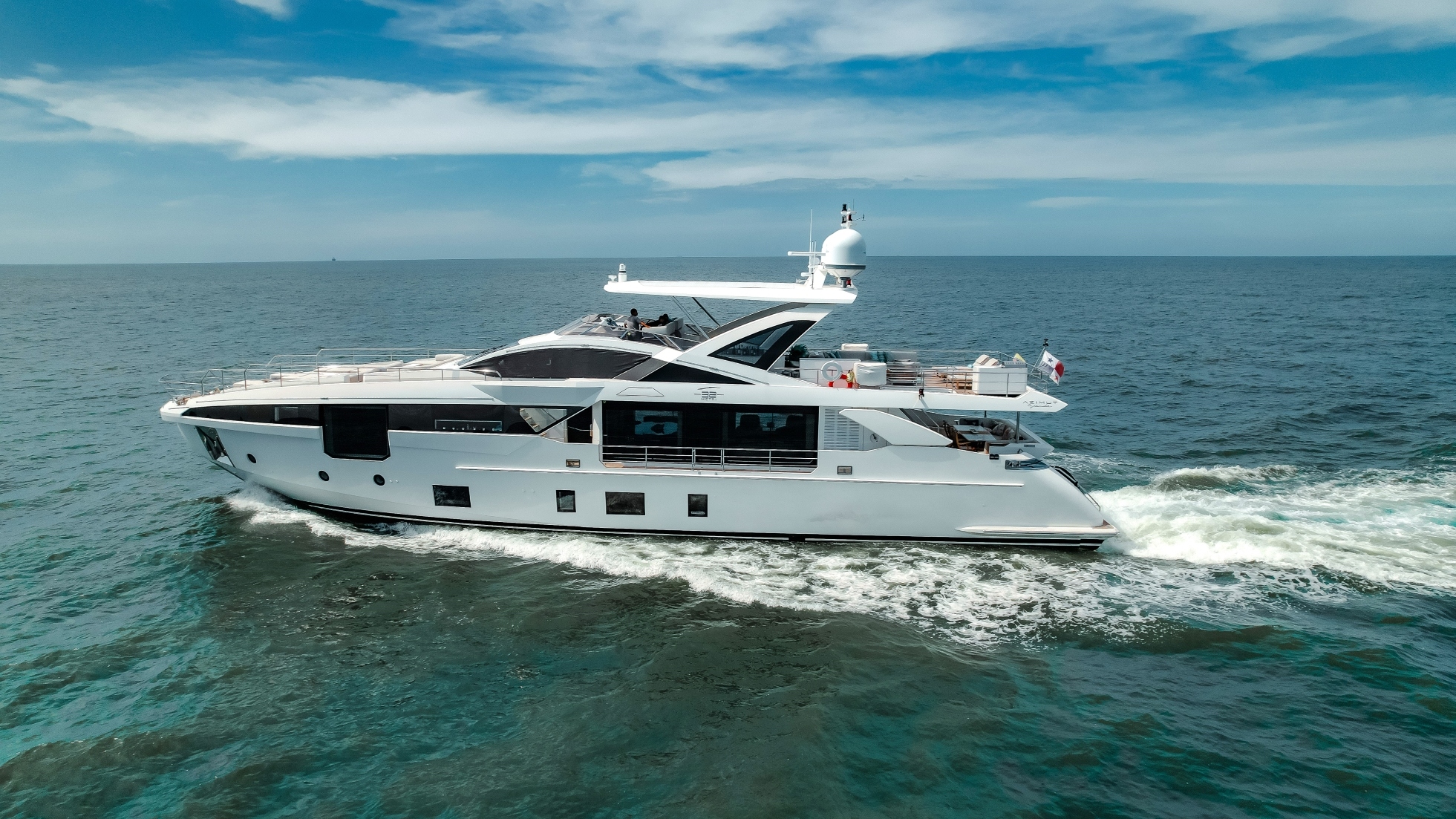 102 Super yacht LUZ DE MAR.jpg