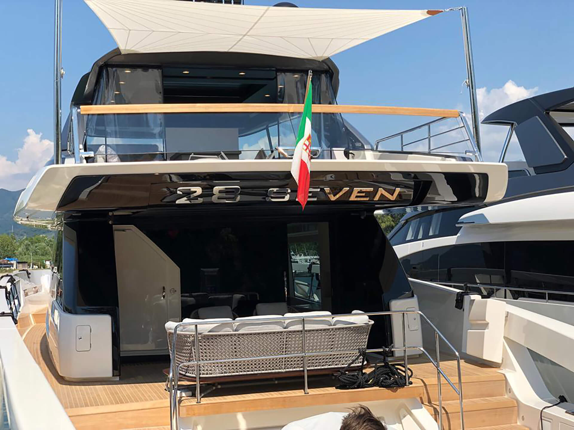102 Superyacht CLOUD IX.jpg