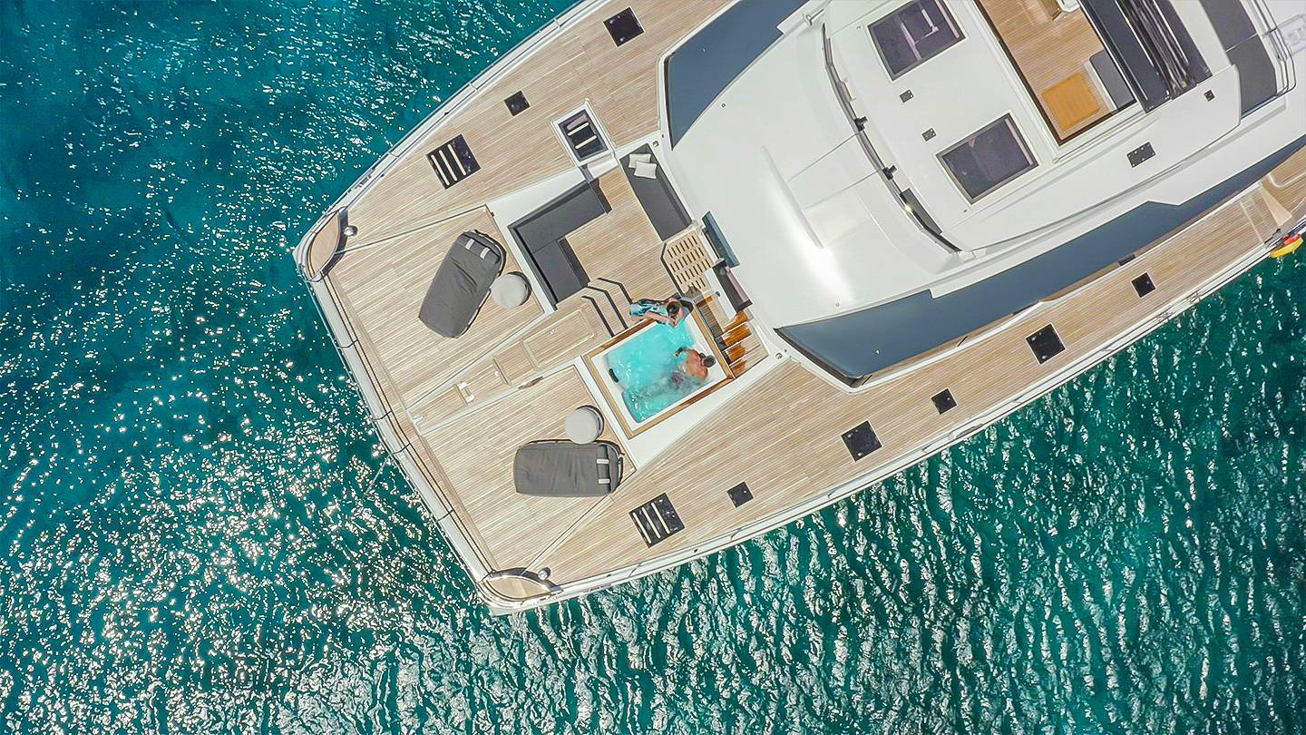 102 Superyacht MAJESTY OF GREECE (sistership).jpg