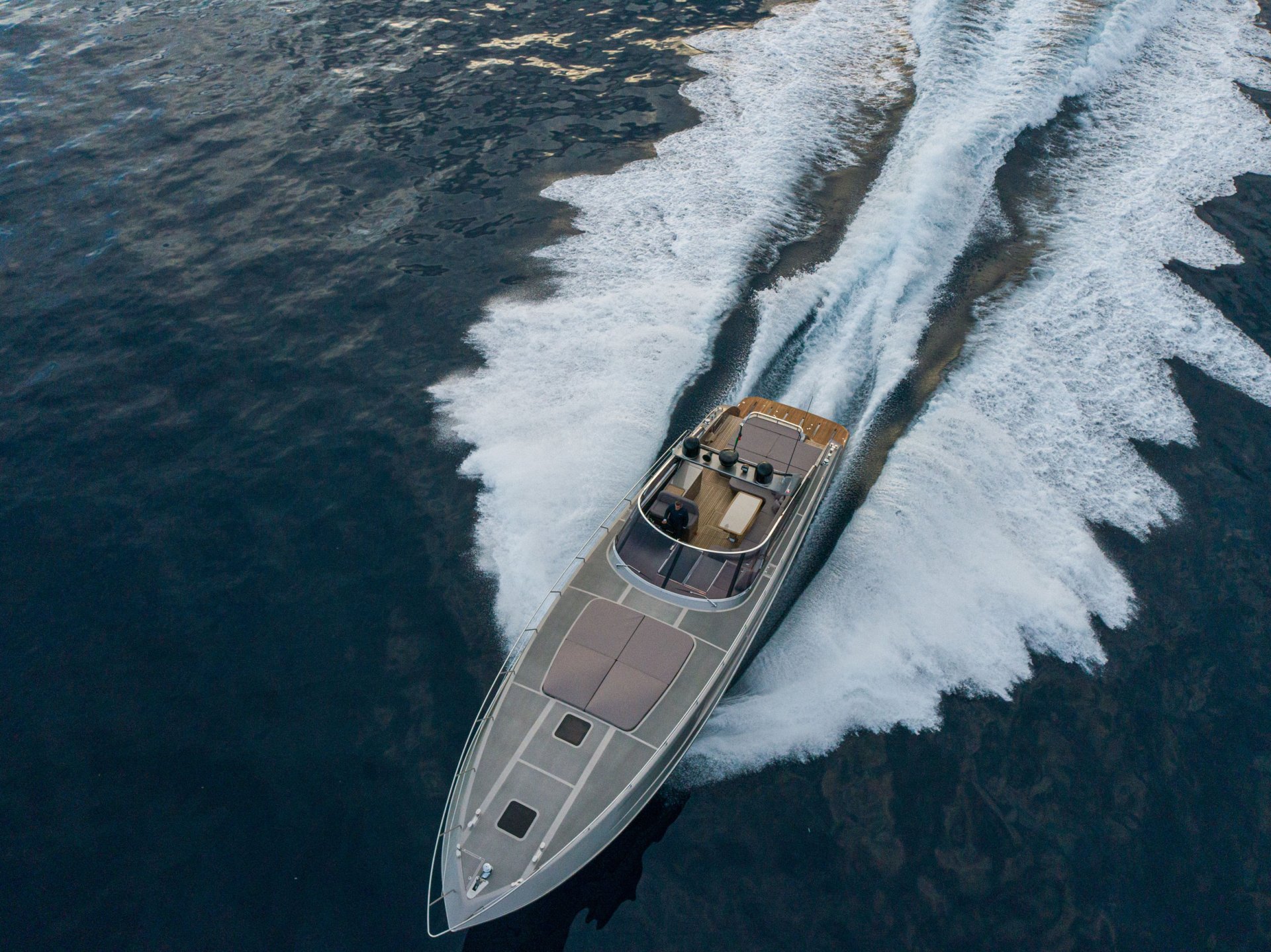 102 Superyacht MY LIFE FIVE III.jpg