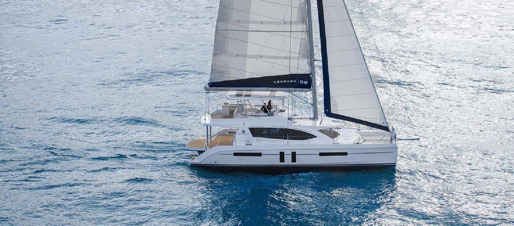 103 Luxury yacht BETWEEN.jpg
