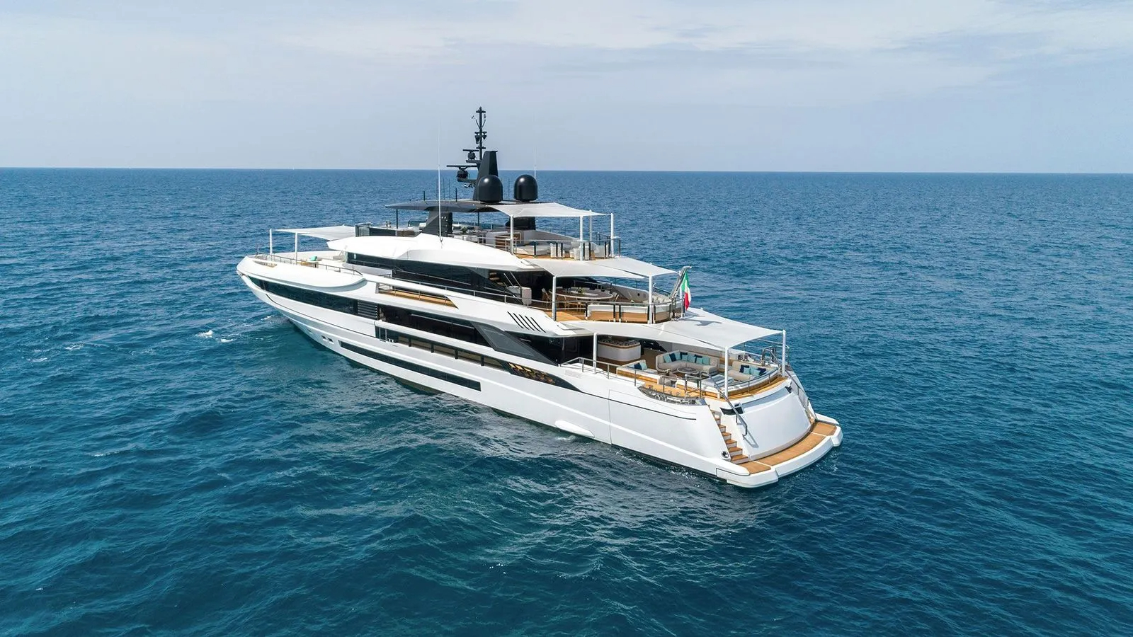 103 Luxury yacht MAVERICK.jpg