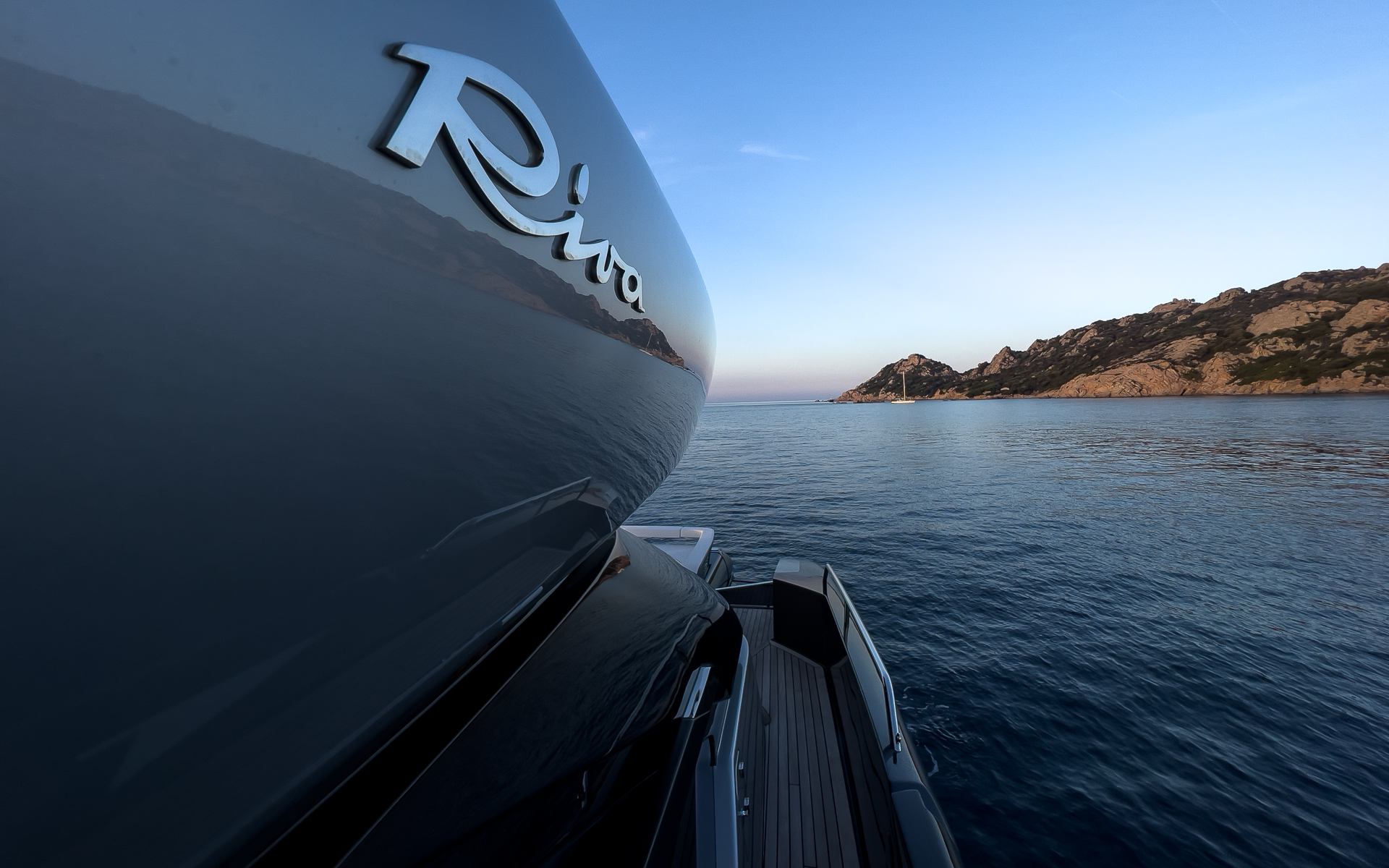 103 Luxury yacht SPACE COWBOY.jpg