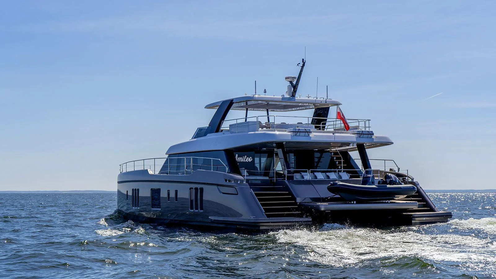 103 Motor yacht AMILEO.jpg