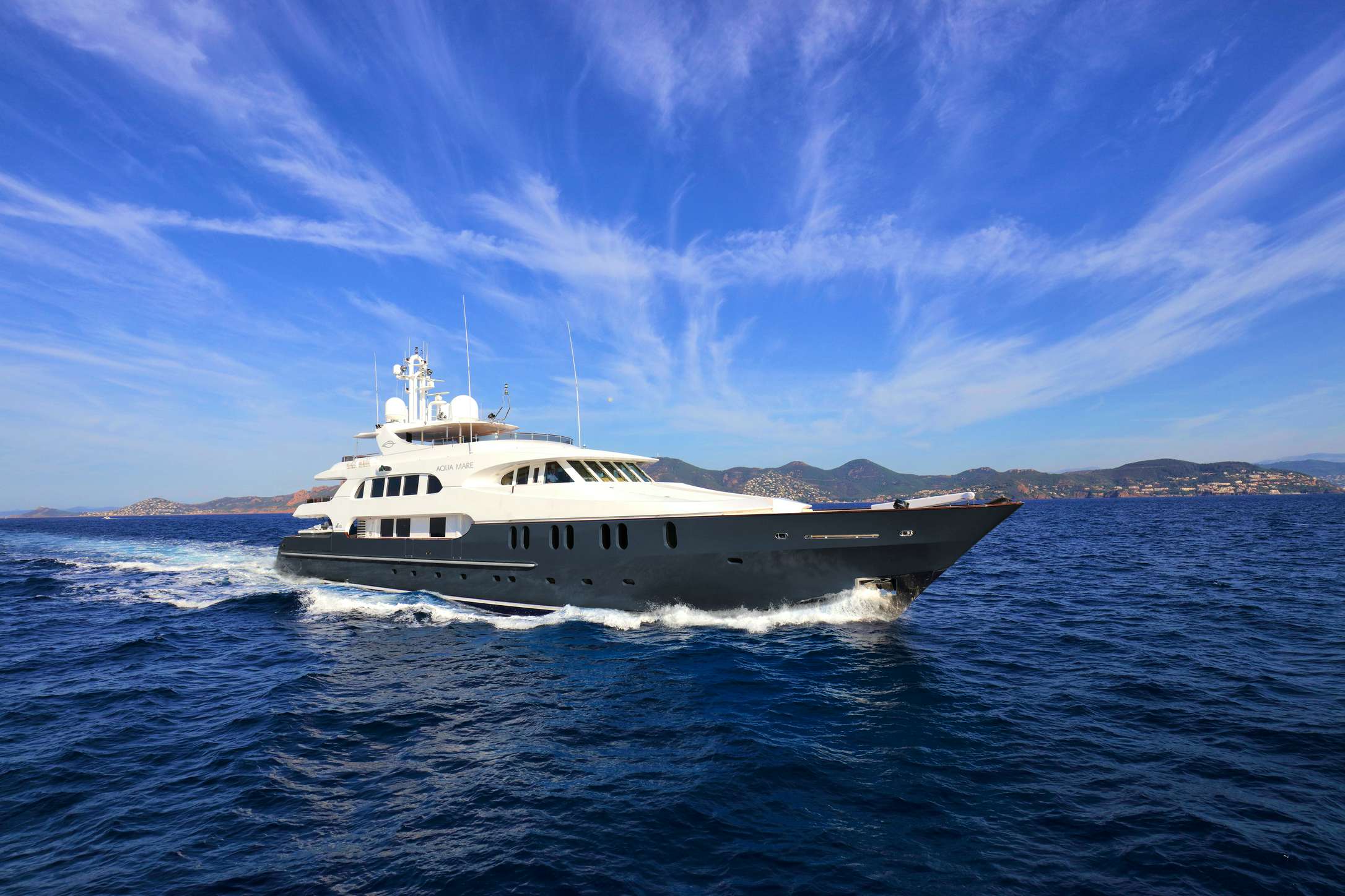103 Motor yacht AQUA MARE.jpg