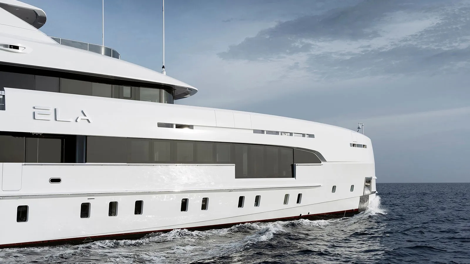 103 Motor yacht ELA.jpg