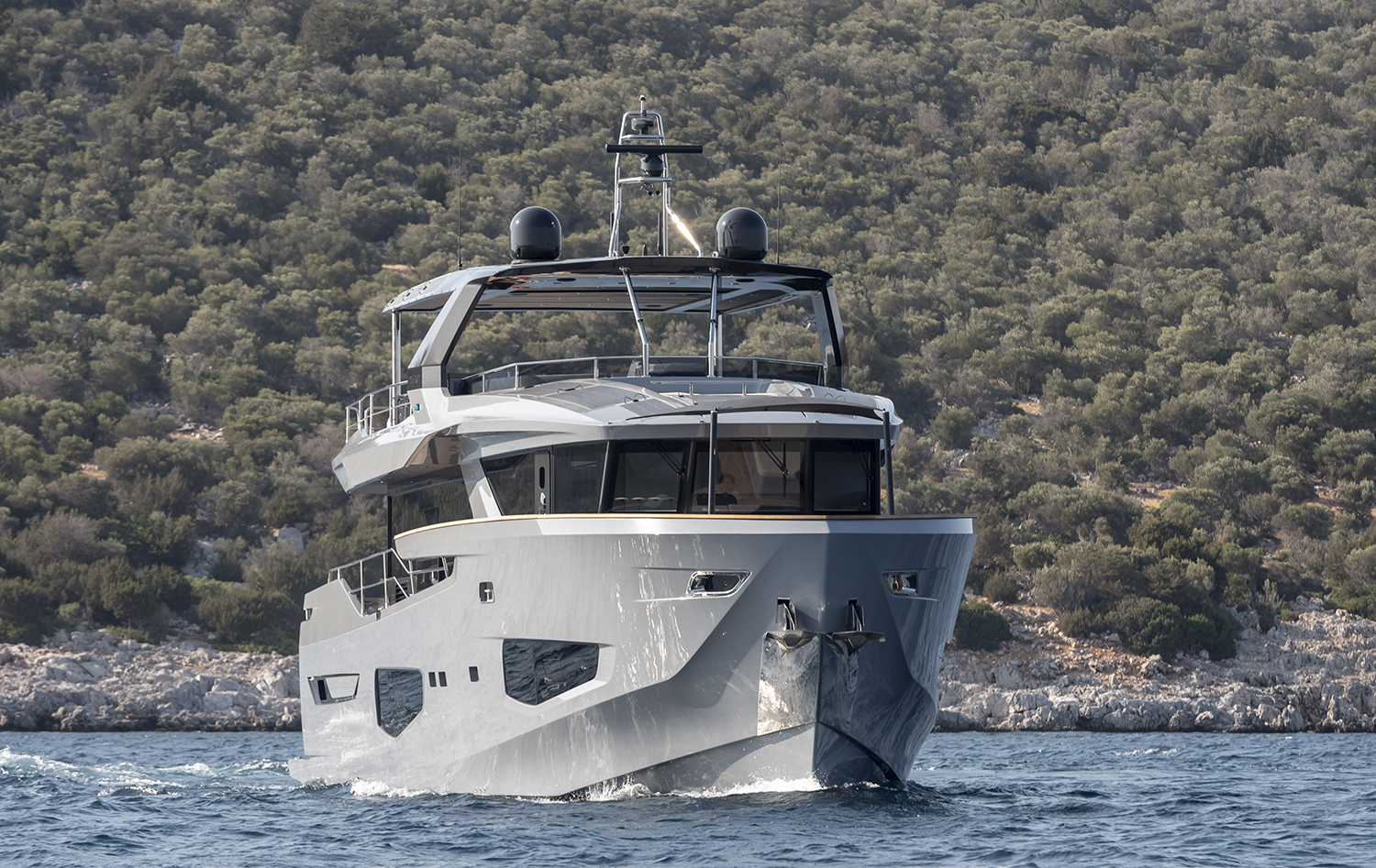 103 Motor yacht KAMOKA.jpg