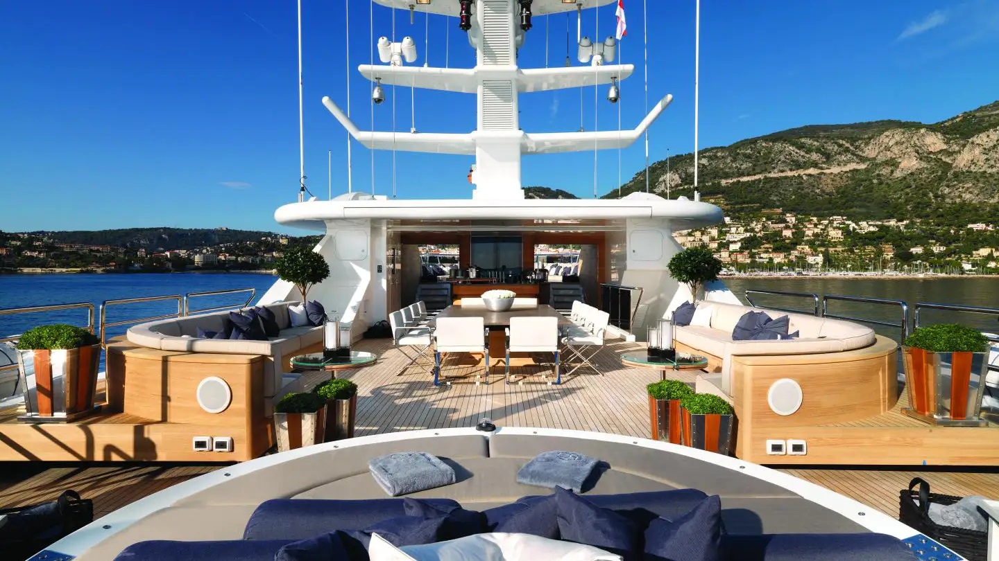 103 Motor yacht SEALION.jpg