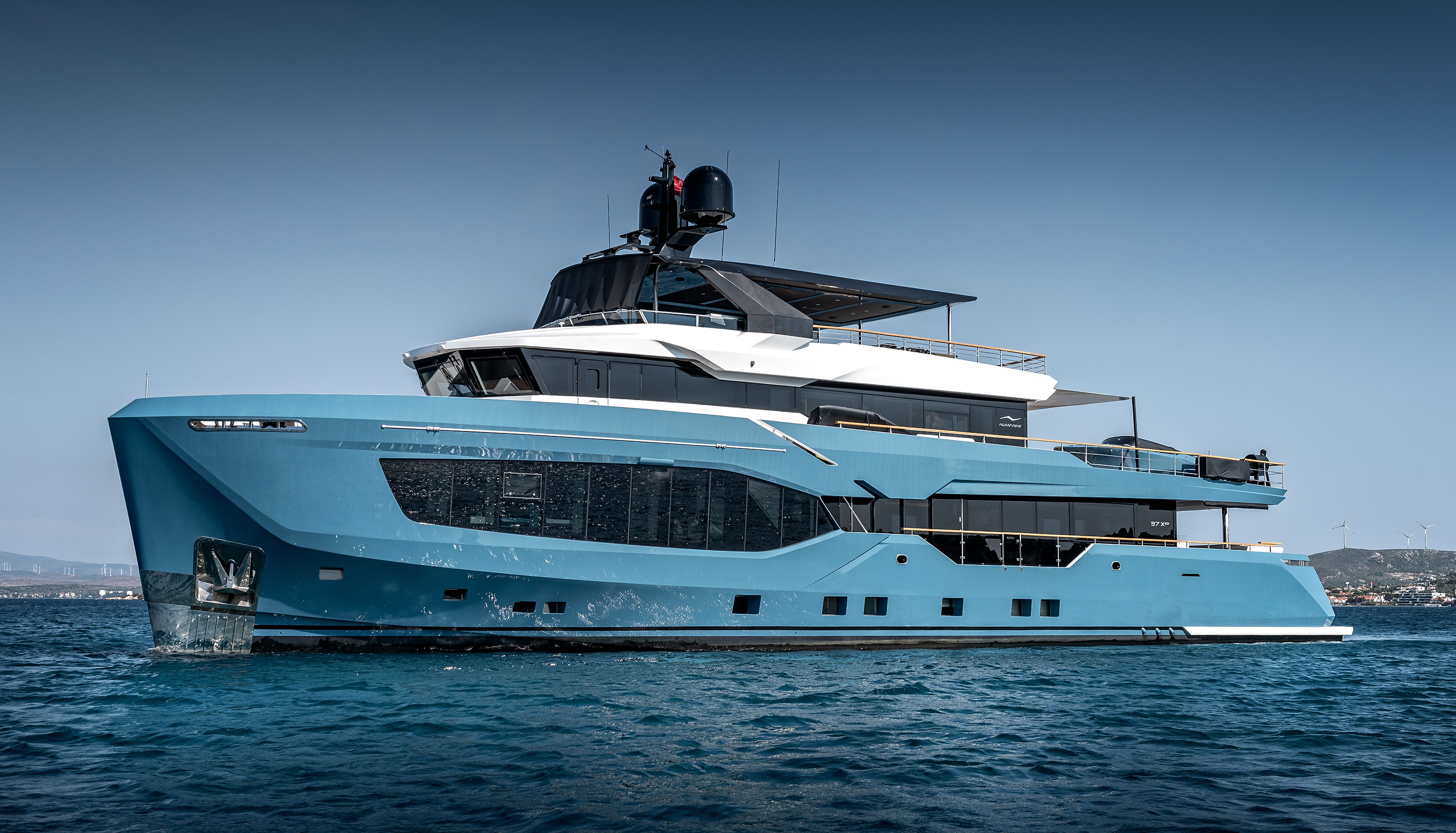 103 Motor yacht from NUMARINE.jpg