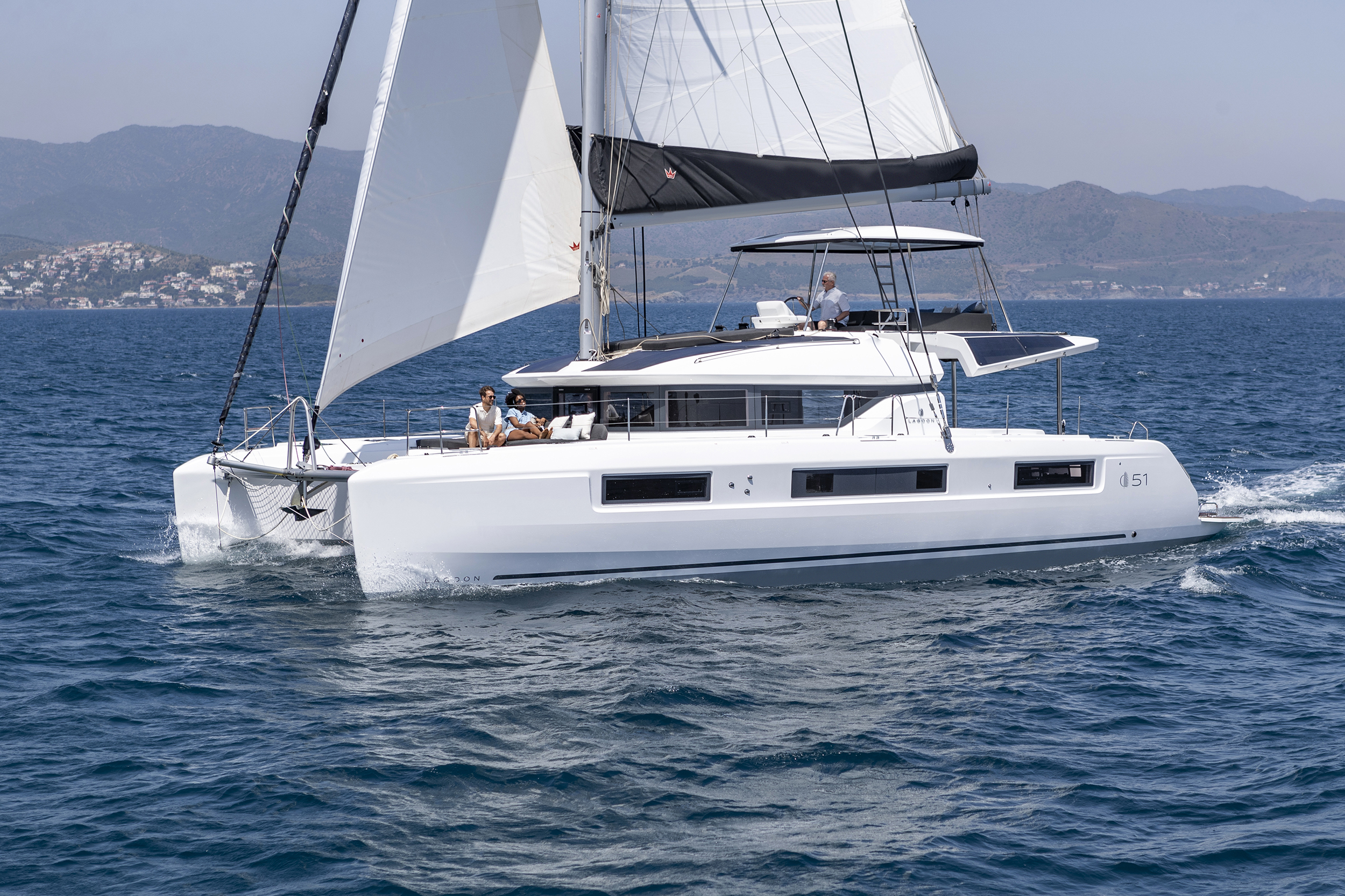 103 Sailing catamaran BABALU.jpg