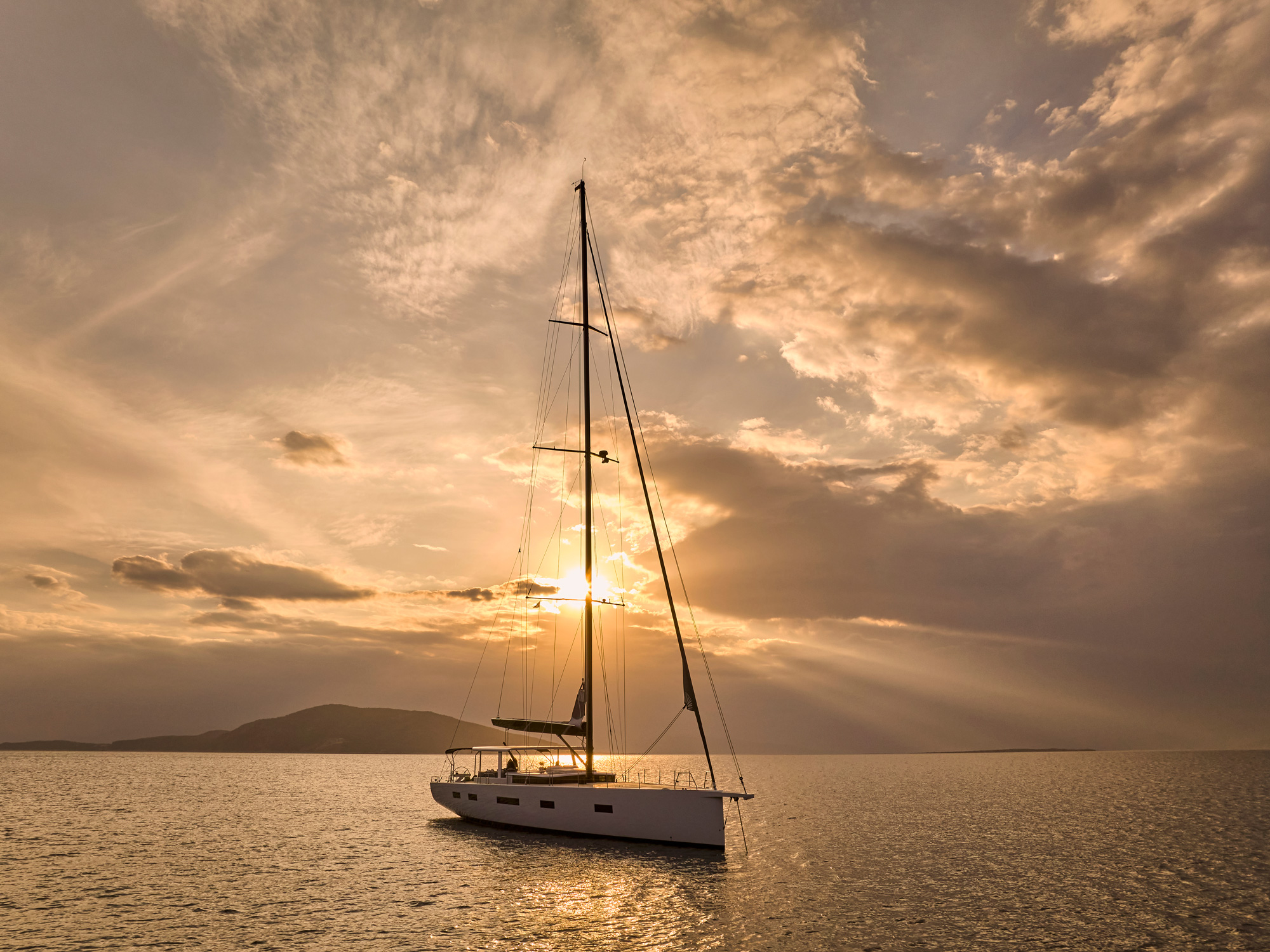 103 Sailing yacht NADAMAS.jpg