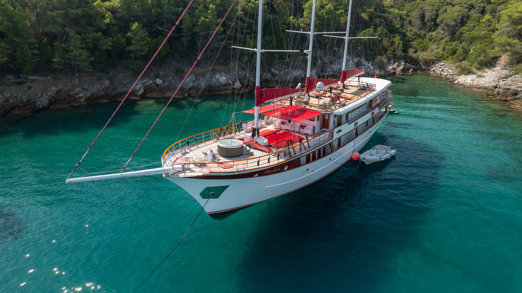 103 Superyacht BARBARA.jpg