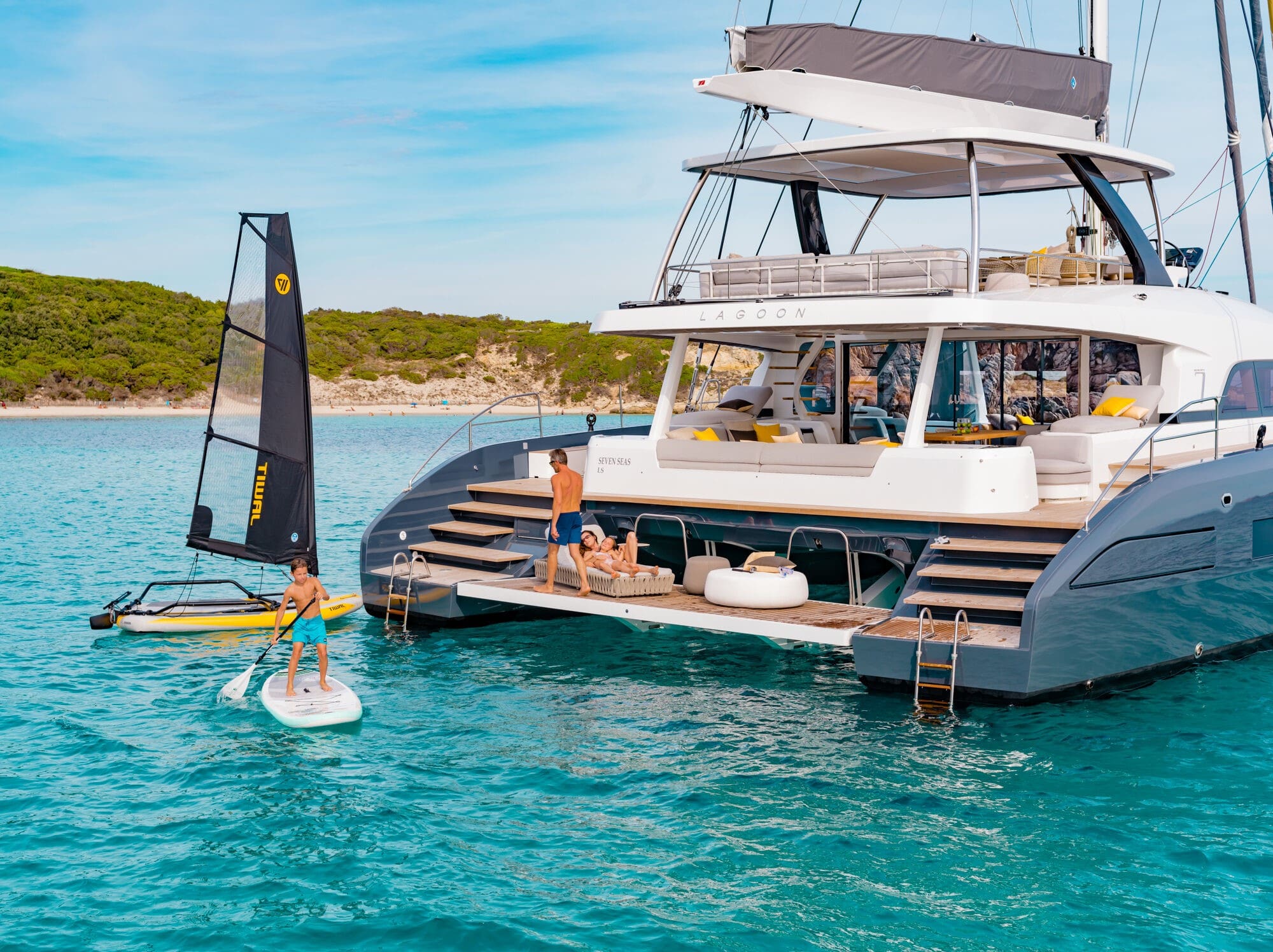 103 Superyacht J. SPARROW (sistership).jpg
