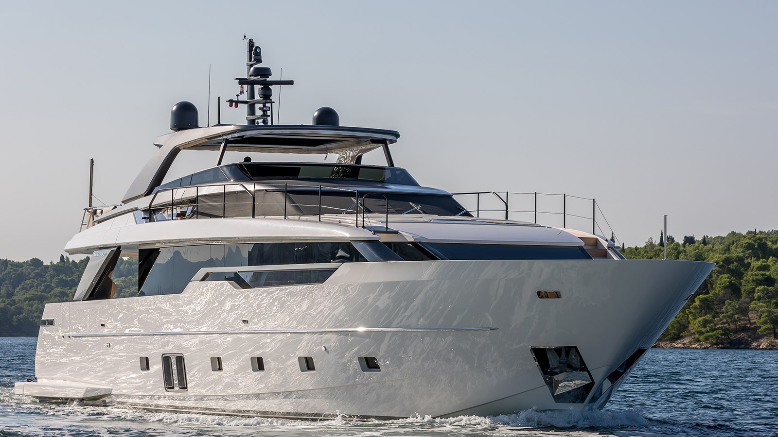 103 Superyacht JICJ.jpg