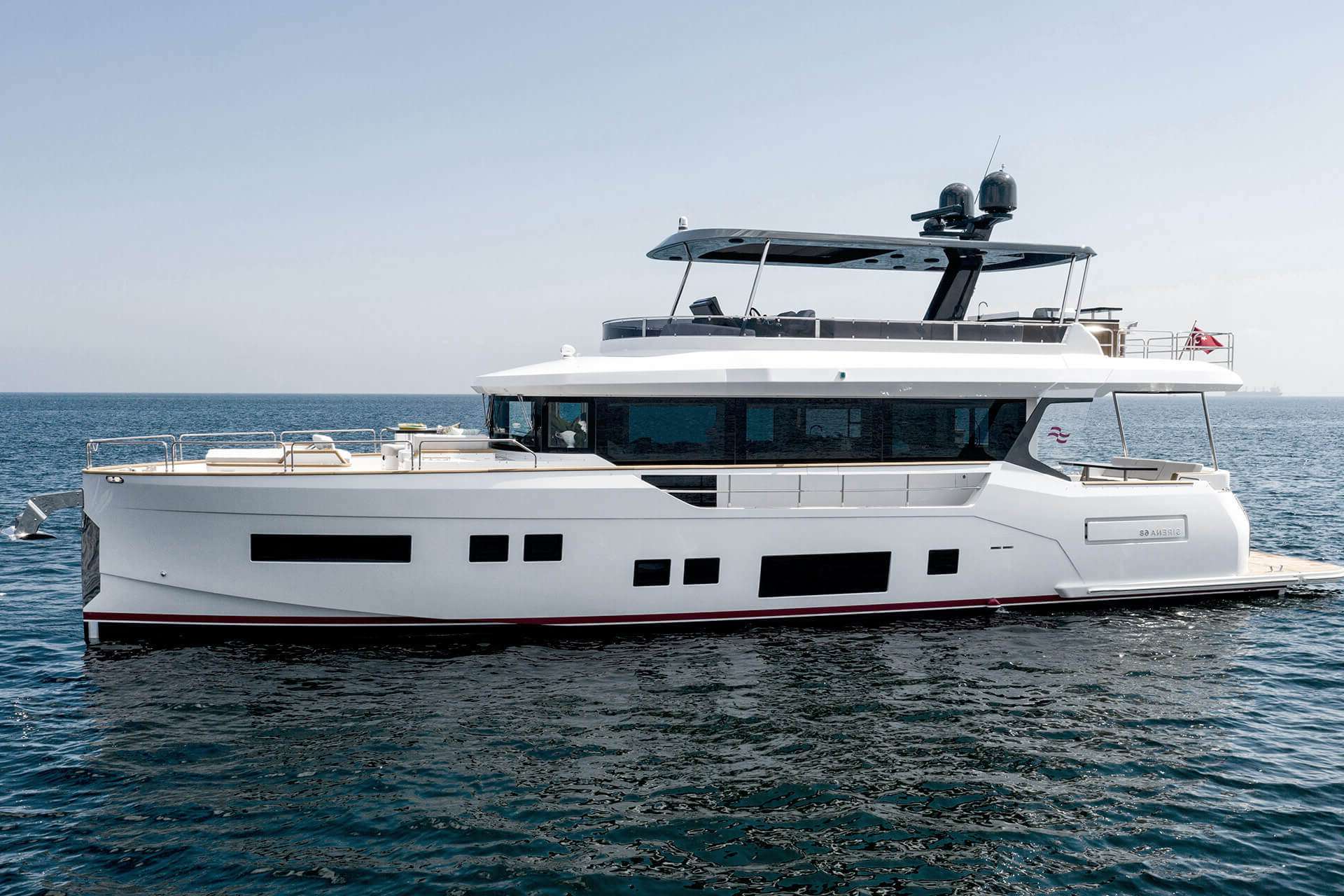 103 Superyacht NORMAN'S T4.jpg