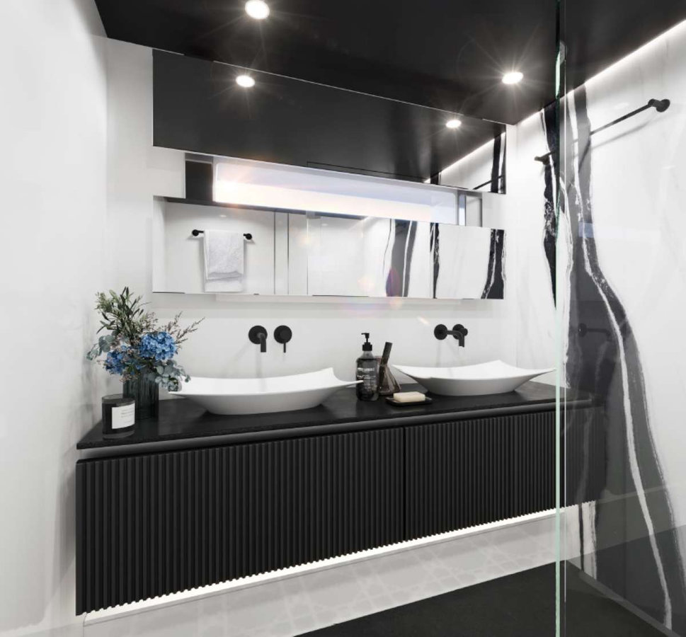 11 Guest ensuite.jpg