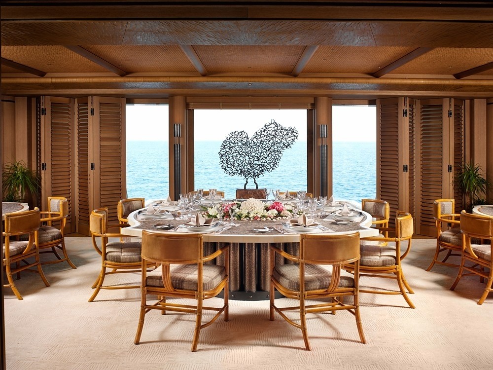 120 Guest dining salon.jpg