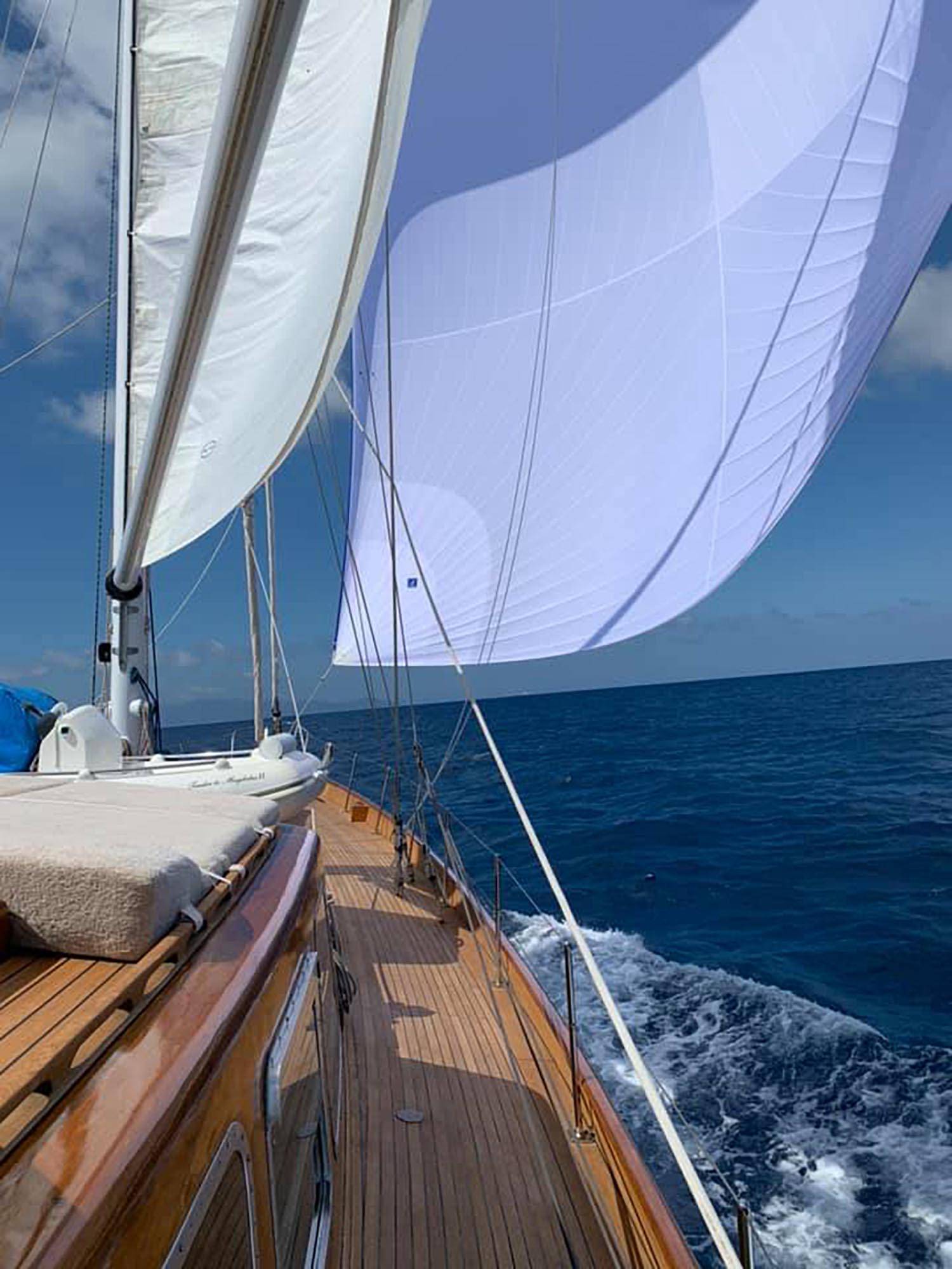 2.1 Classic sailing yacht.jpg