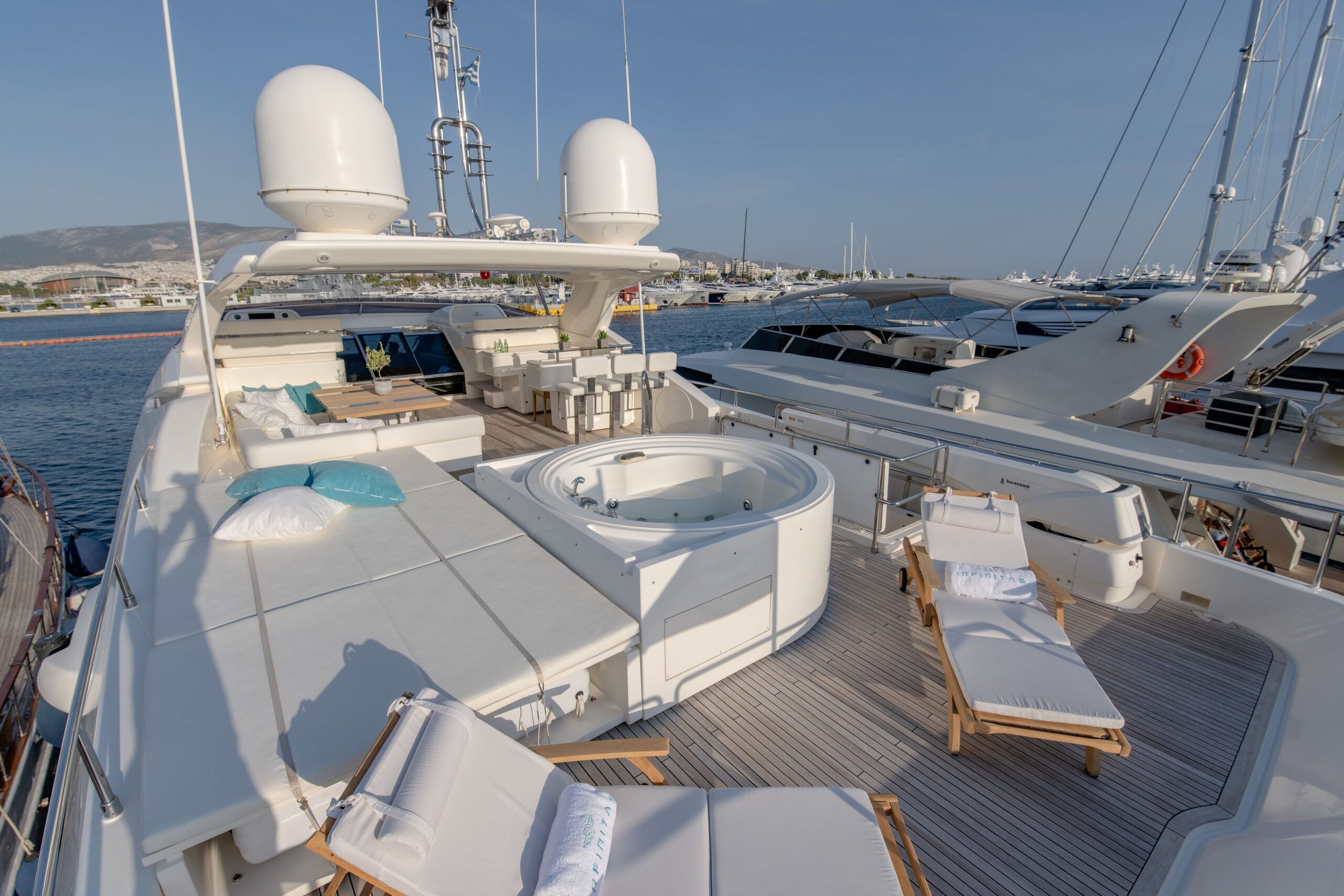 2.1 Sun deck with sunpads and jacuzzi.jpg