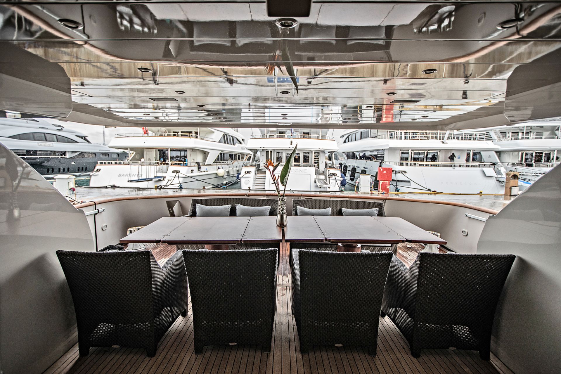 2.1 Traditional aft deck dining.jpg