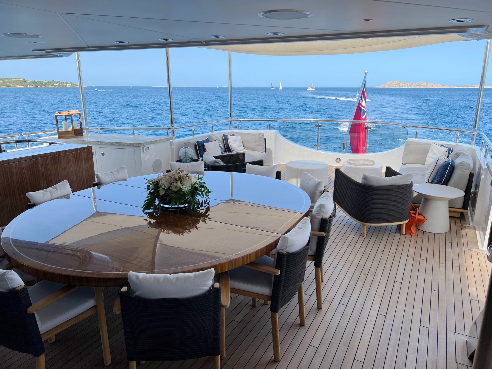 2.2 Bridge deck aft.jpg