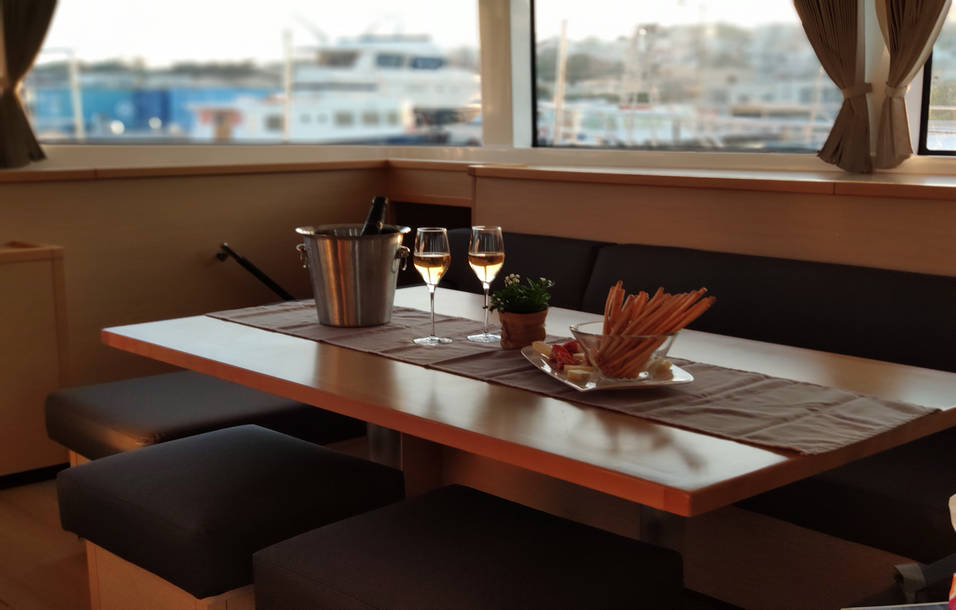 2.2 Dining.jpg