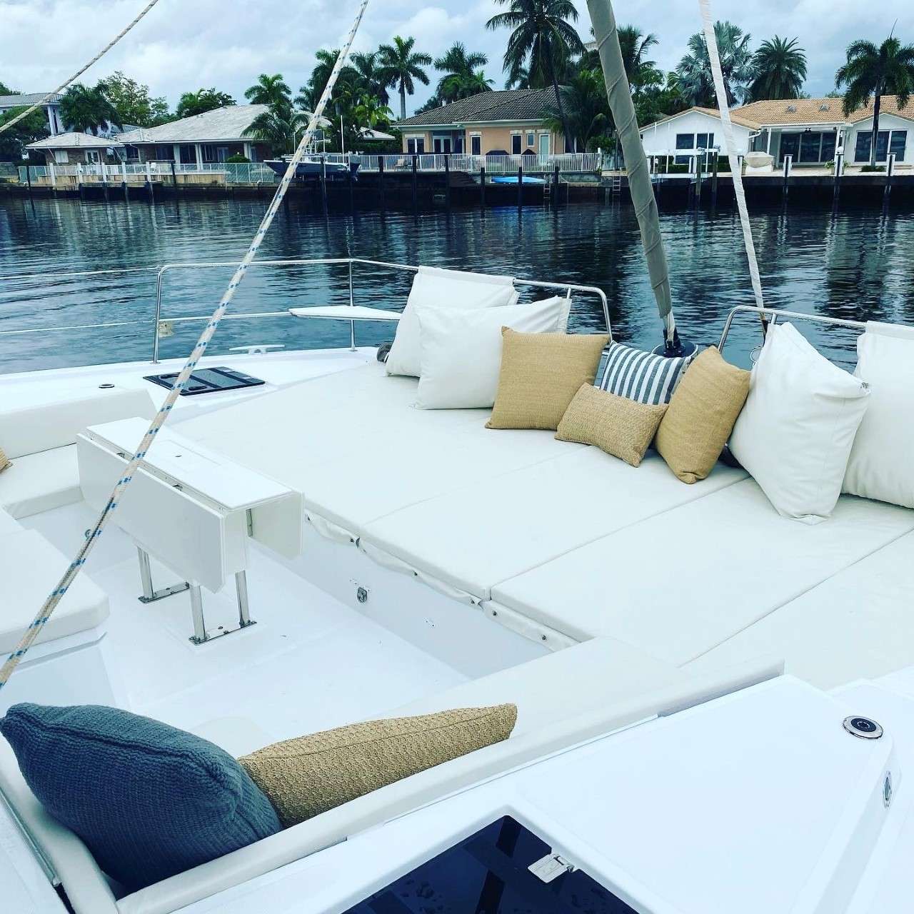 2.2 Foredeck.jpg