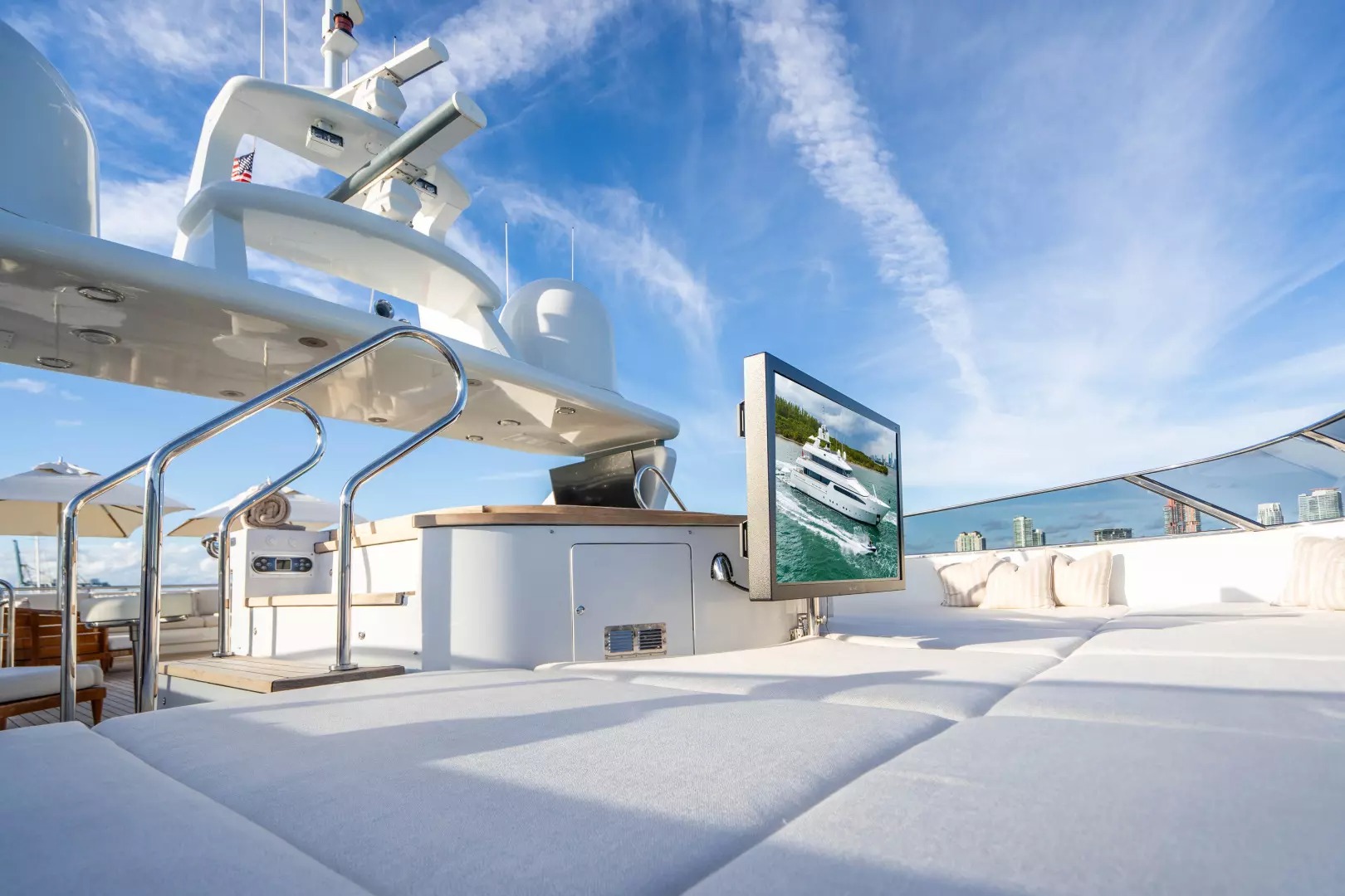 2.3 Sit back and relax on the sun deck pads.jpg